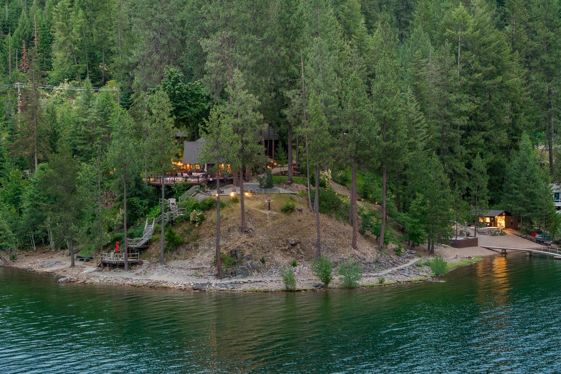  Captivating Upscale Log Lakefront Retreat - 物件實景
