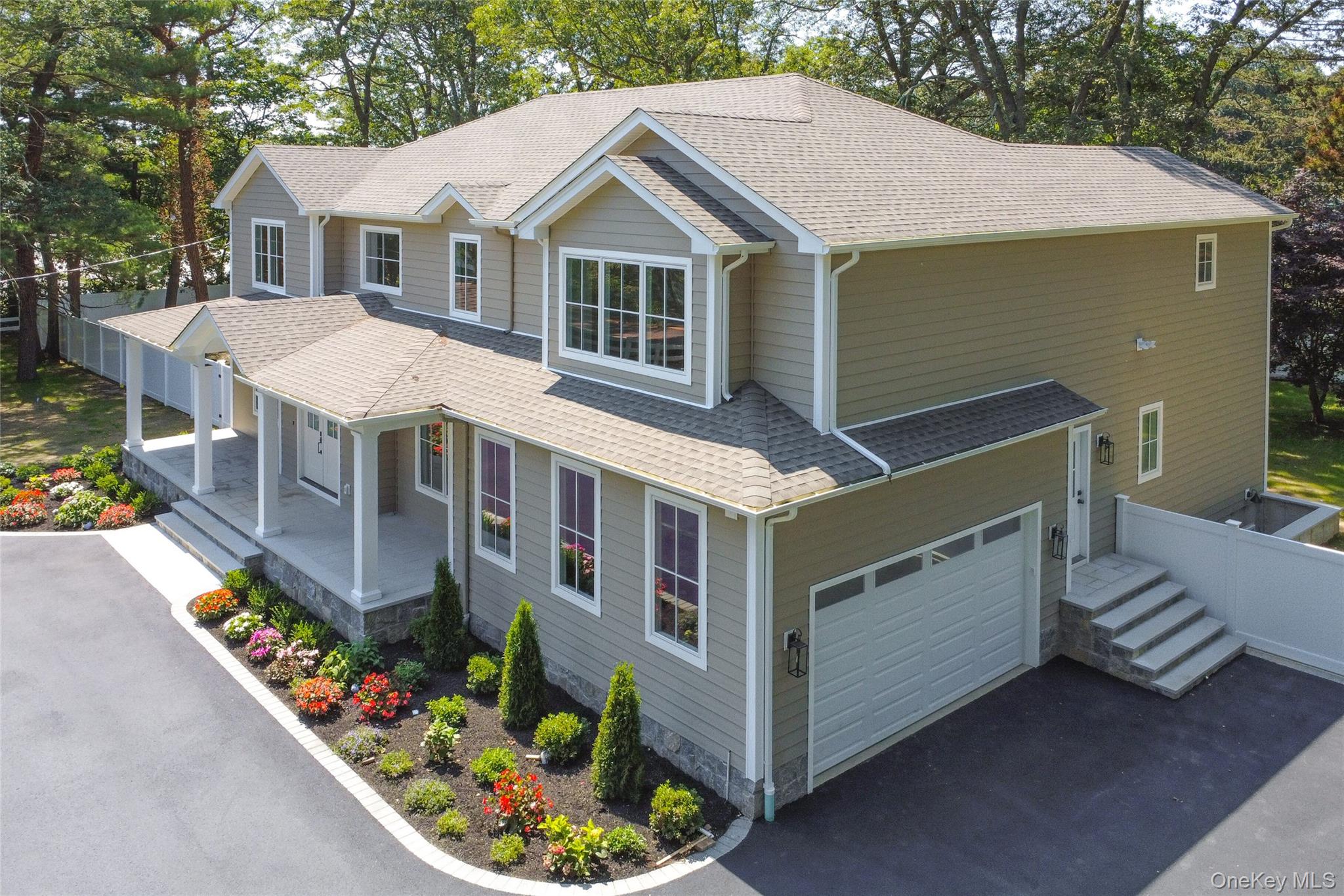  654 Caledonia Road, Dix Hills, NY, 11746 - 物件實景