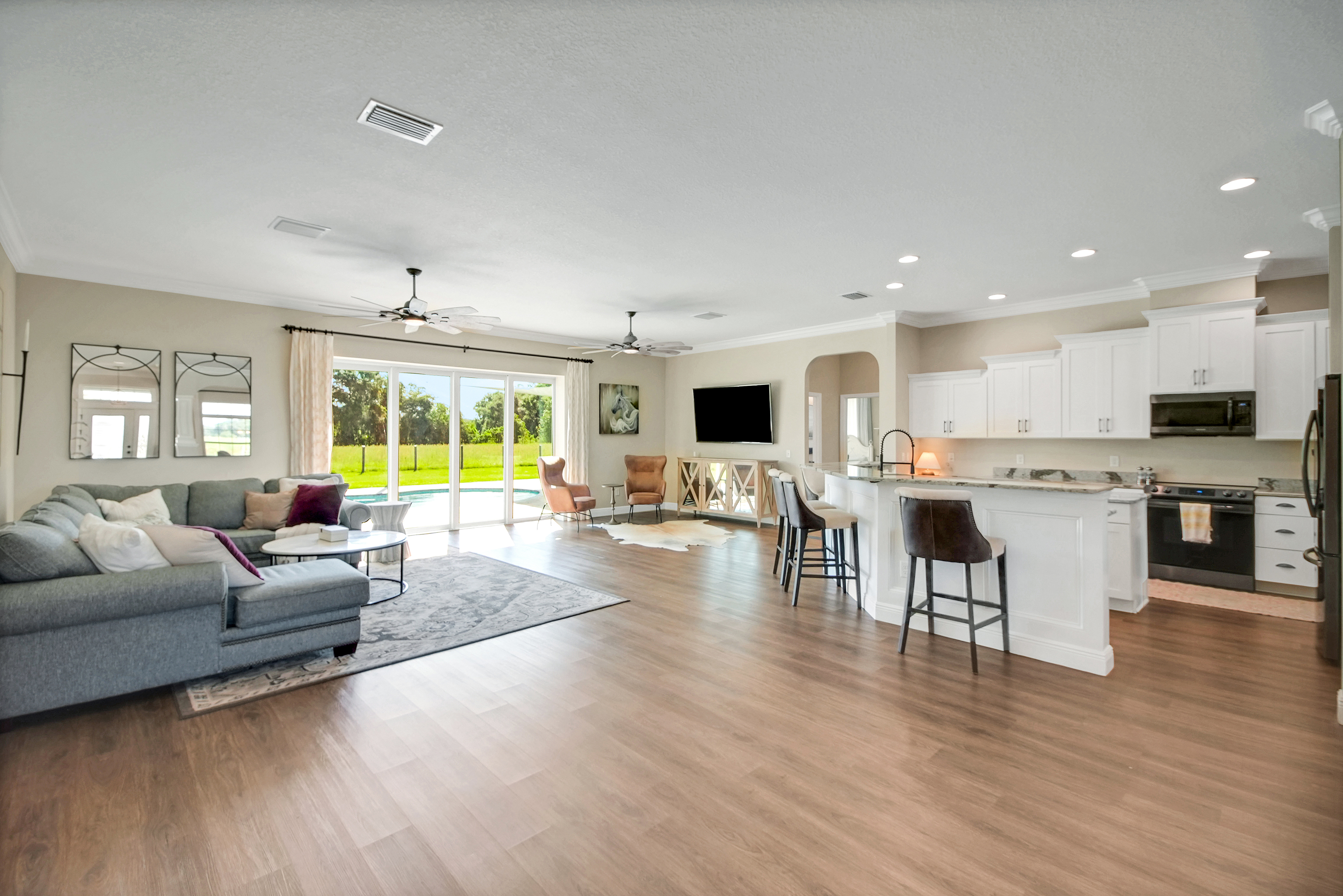 Oxford, Florida, 34484, United States, 4 Bedrooms Bedrooms, ,3 BathroomsBathrooms,Residential,For Sale,1983578