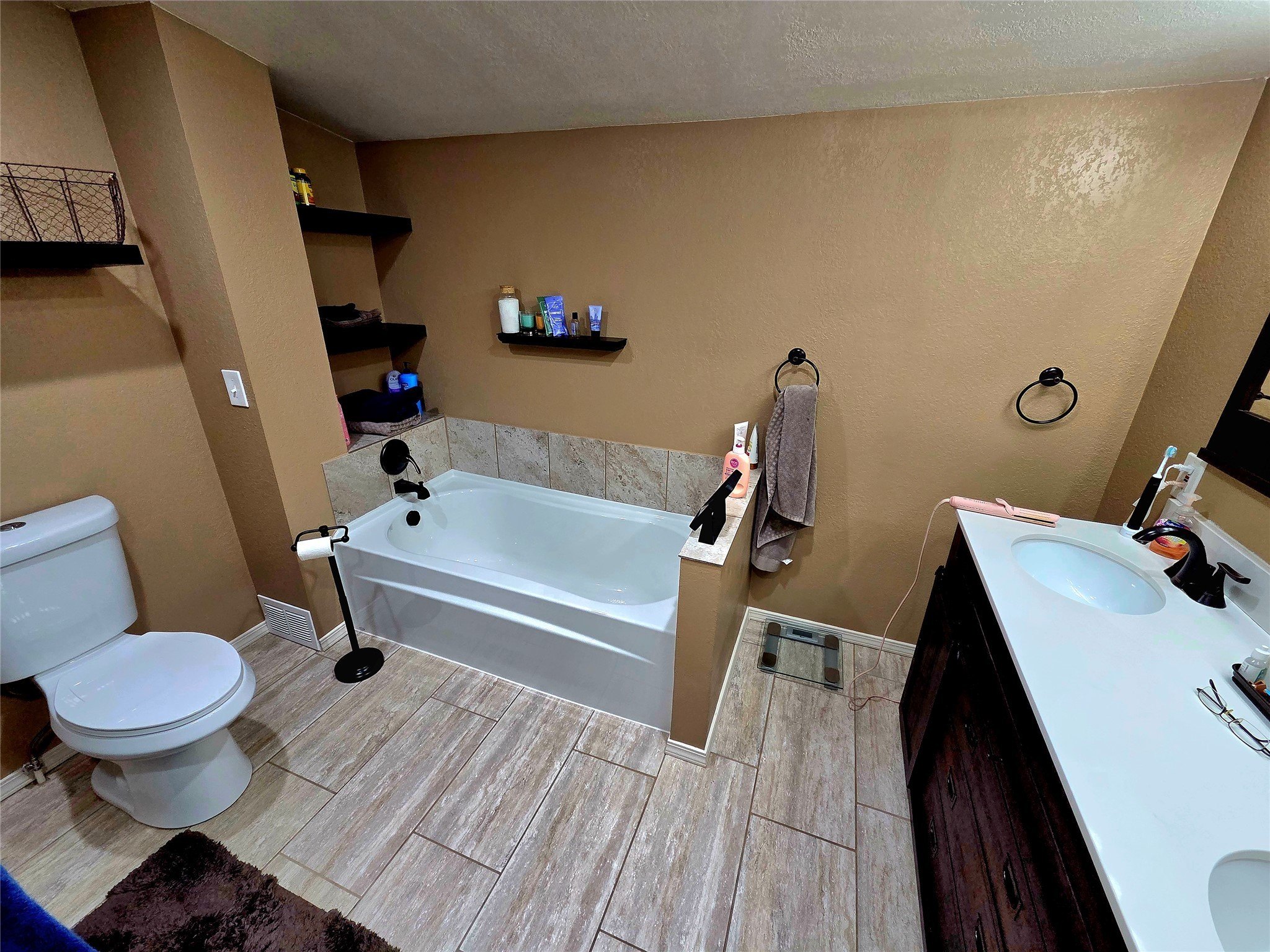 Great Falls, Montana, 59404, United States, 5 Bedrooms Bedrooms, ,3 BathroomsBathrooms,Residential,For Sale,1984252