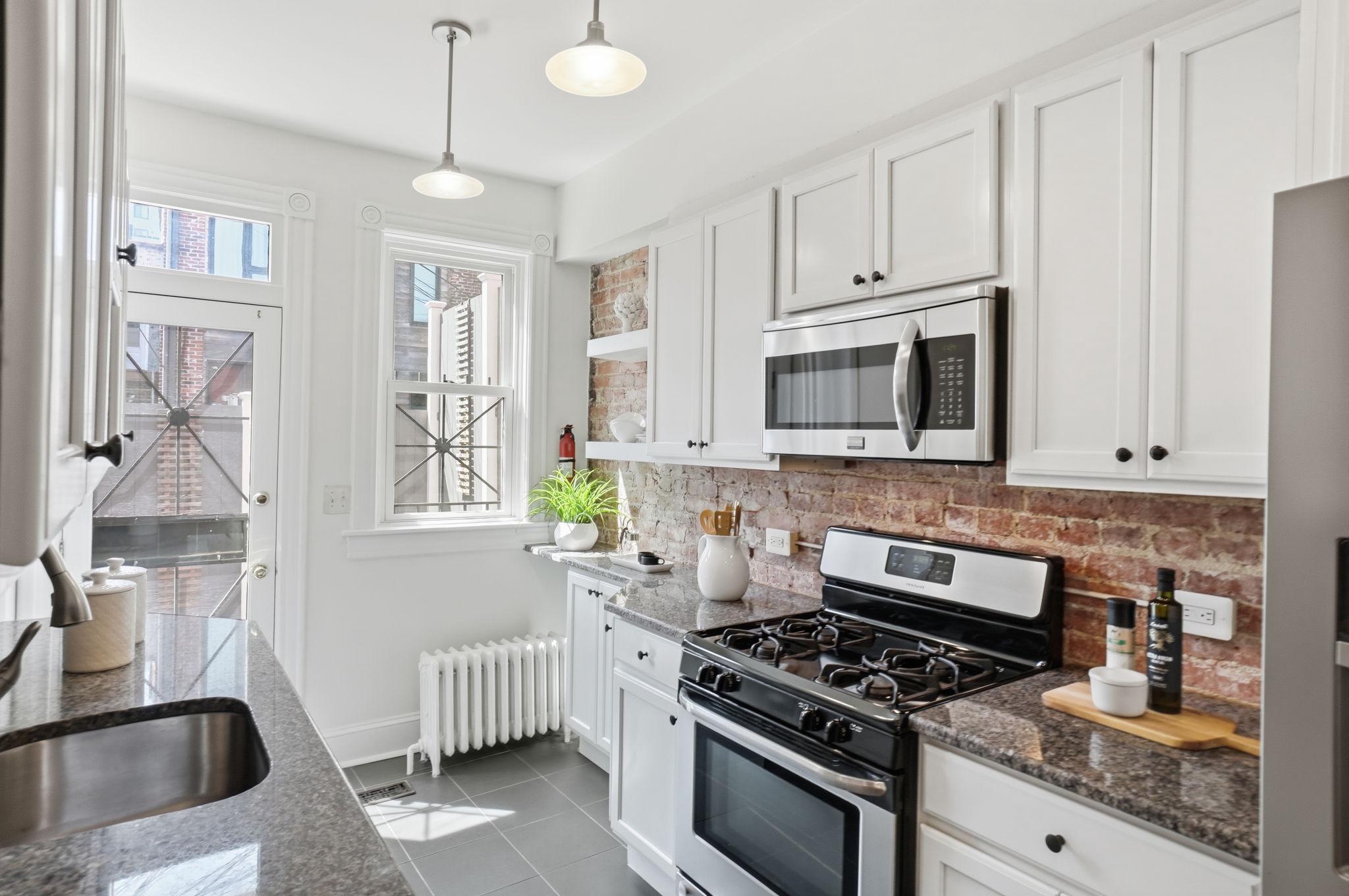  2152 Newport Place NW, Washington, DC, 20037 - 物件實景