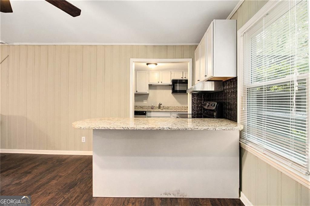 Atlanta, Georgia, 30328, United States, 4 Bedrooms Bedrooms, ,3 BathroomsBathrooms,Residential,For Sale,1858983
