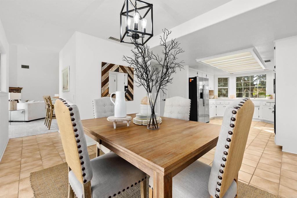 Fallbrook, California, 92028, United States, 3 Bedrooms Bedrooms, ,3 BathroomsBathrooms,Residential,For Sale,1997292