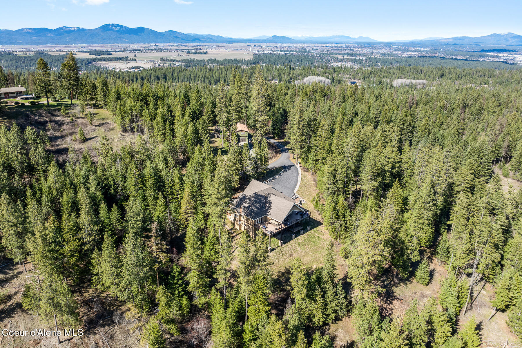 Coeur d'Alene, Idaho, 83814, United States, 5 Bedrooms Bedrooms, ,5 BathroomsBathrooms,Residential,For Sale,1763512