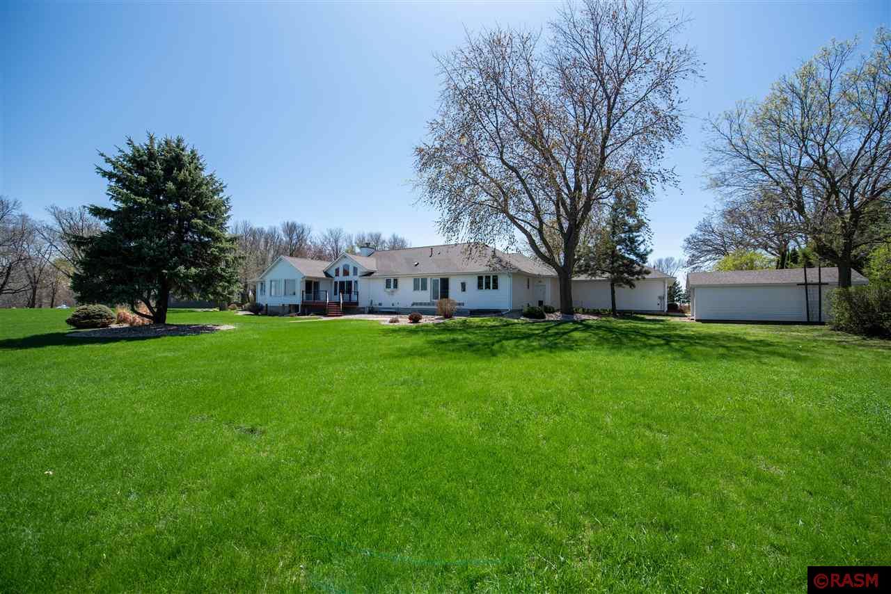 Lake Crystal, Minnesota, 56055, United States, 4 Bedrooms Bedrooms, ,3 BathroomsBathrooms,Residential,For Sale,1798331