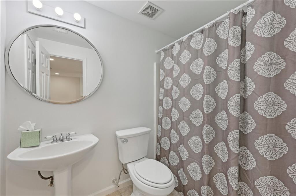 Alpharetta, Georgia, 30004, United States, 4 Bedrooms Bedrooms, ,3 BathroomsBathrooms,Residential,For Sale,1900649