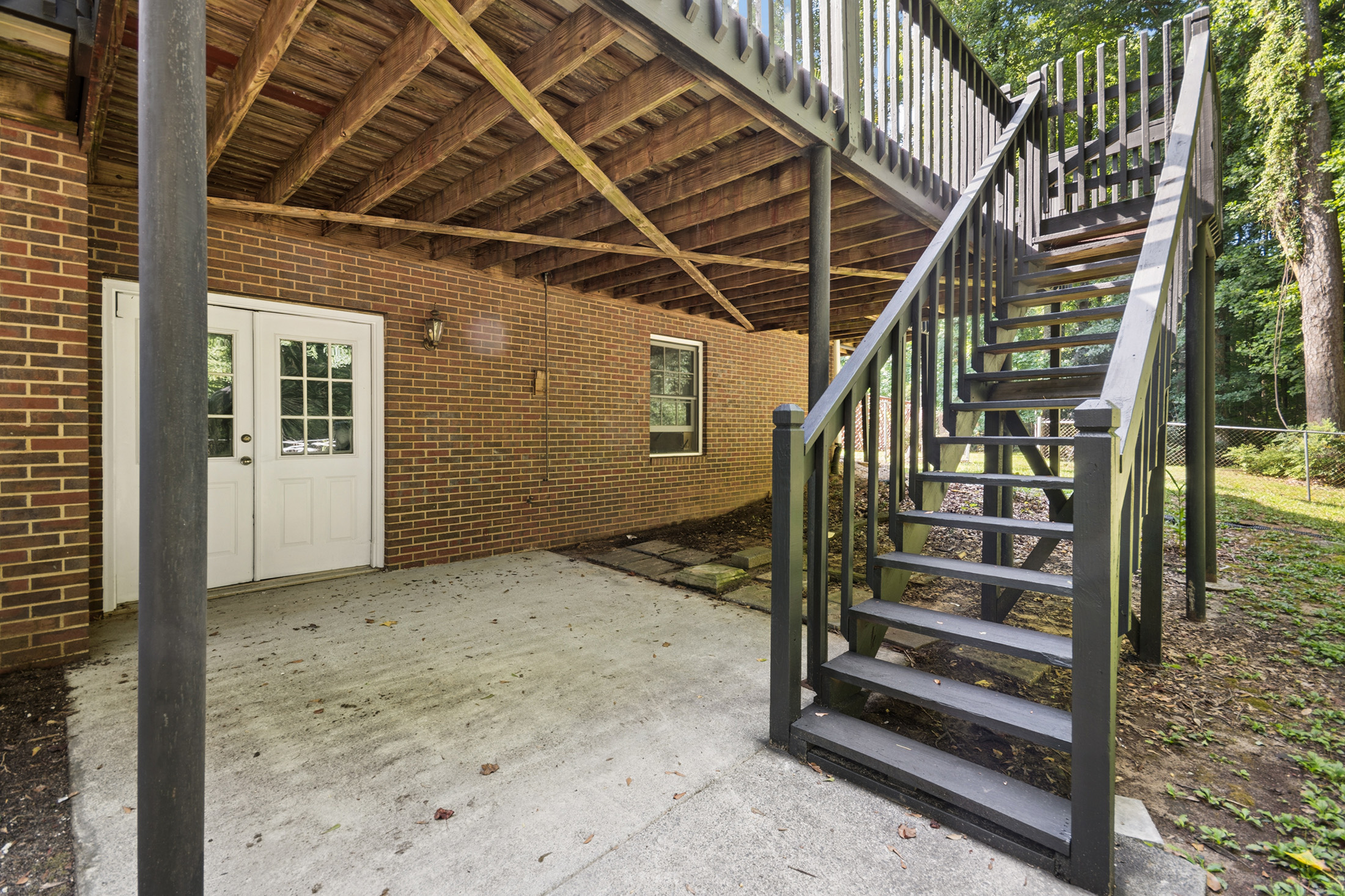  Beautifully Refreshed Ranch Nestled on an Expansive Cul-de-sac Lot - 物件實景