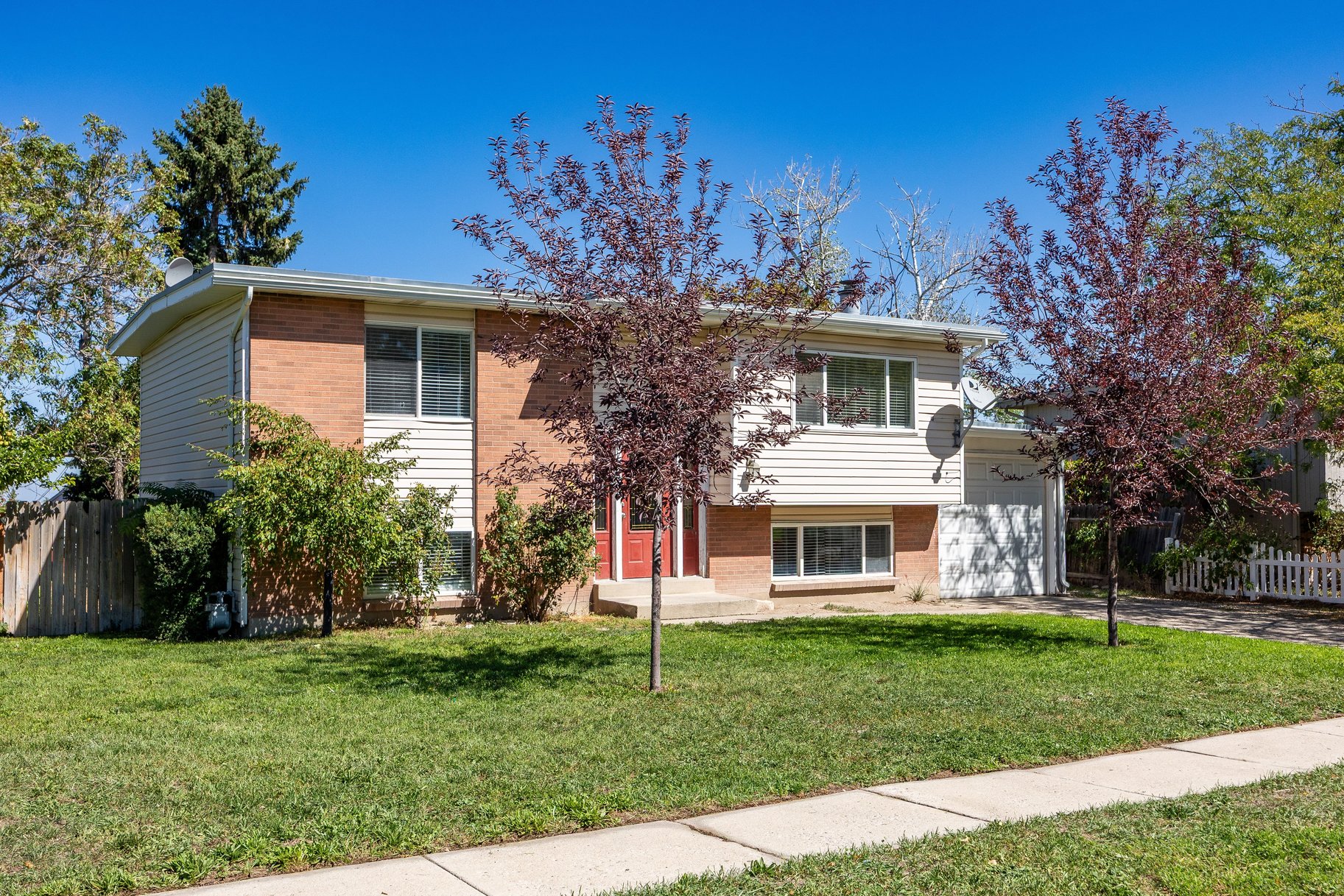  Comfort, Space & Convenience in the Heart of West Valley - 物件實景