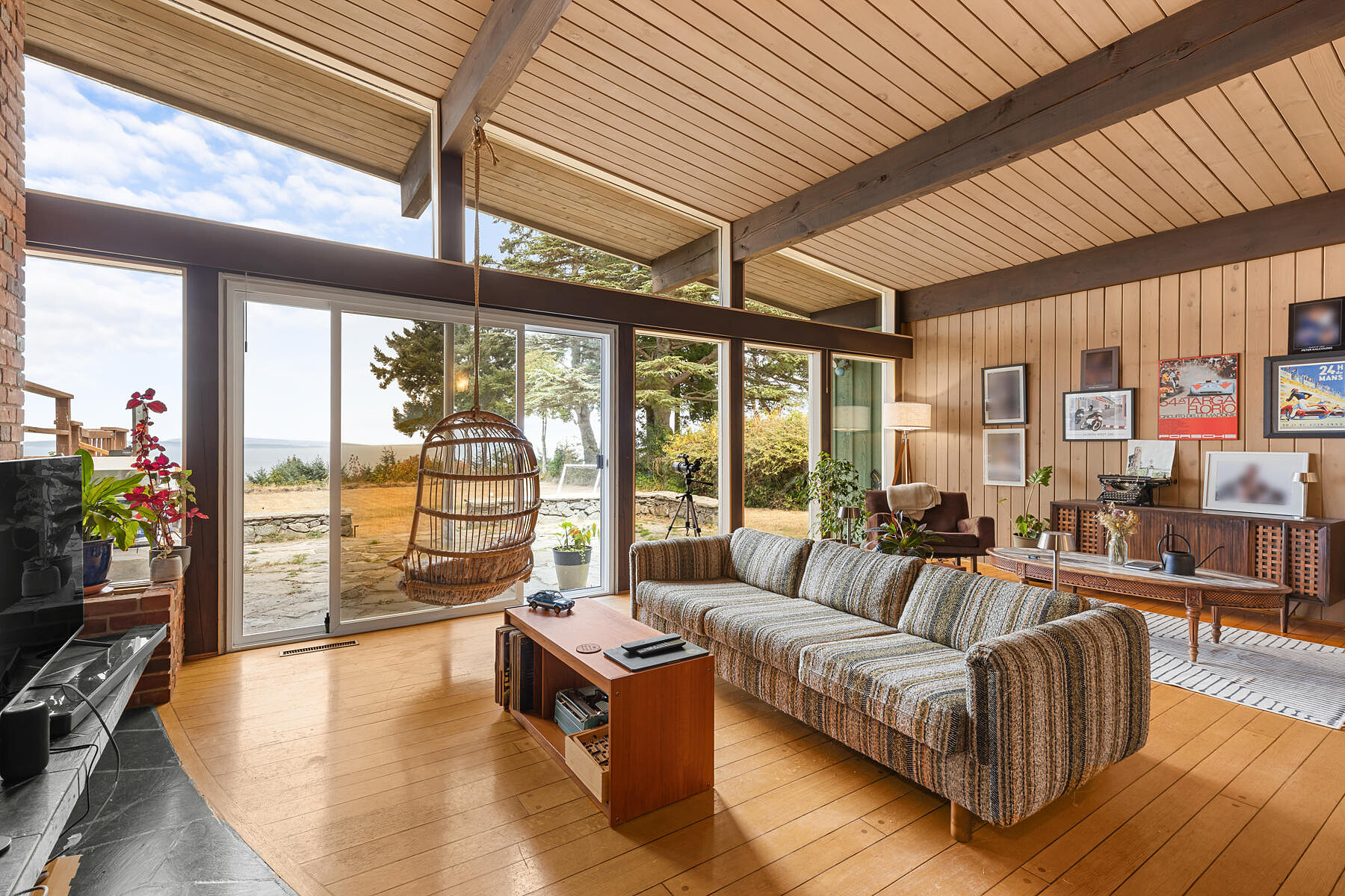  Gordon Head Oceanfront - 物件實景