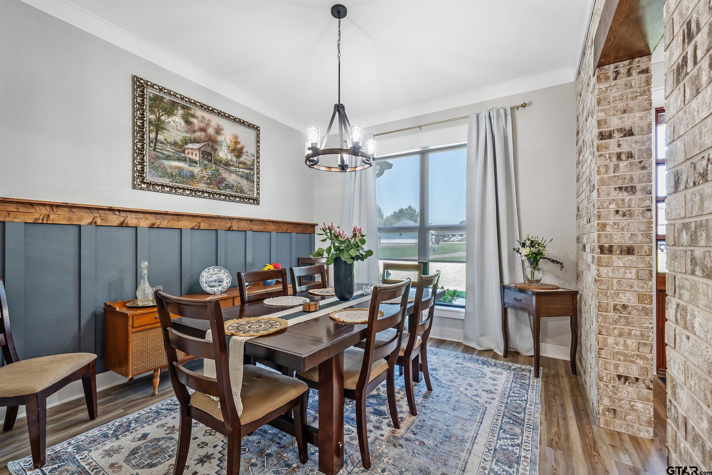 Mineola, Texas, 75773, United States, 3 Bedrooms Bedrooms, ,3 BathroomsBathrooms,Residential,For Sale,1951277