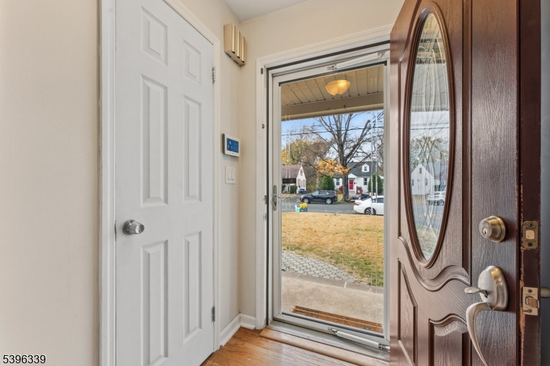 Dunellen Boro, New Jersey, 08812, United States, 3 Bedrooms Bedrooms, ,2 BathroomsBathrooms,Residential,For Sale,1991151