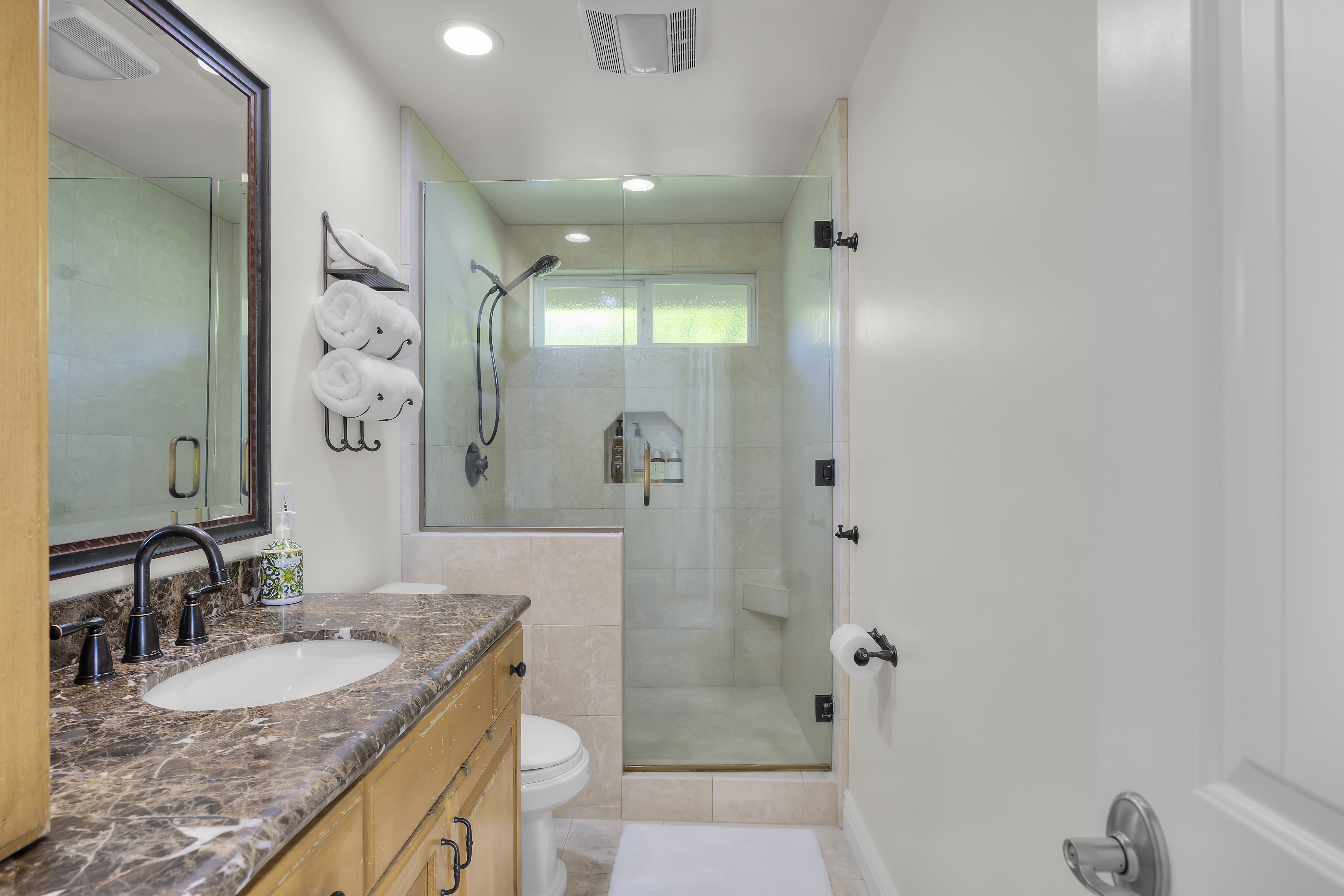  2301 Marshallfield Lane #A, Redondo Beach, CA 90278 - 物件實景