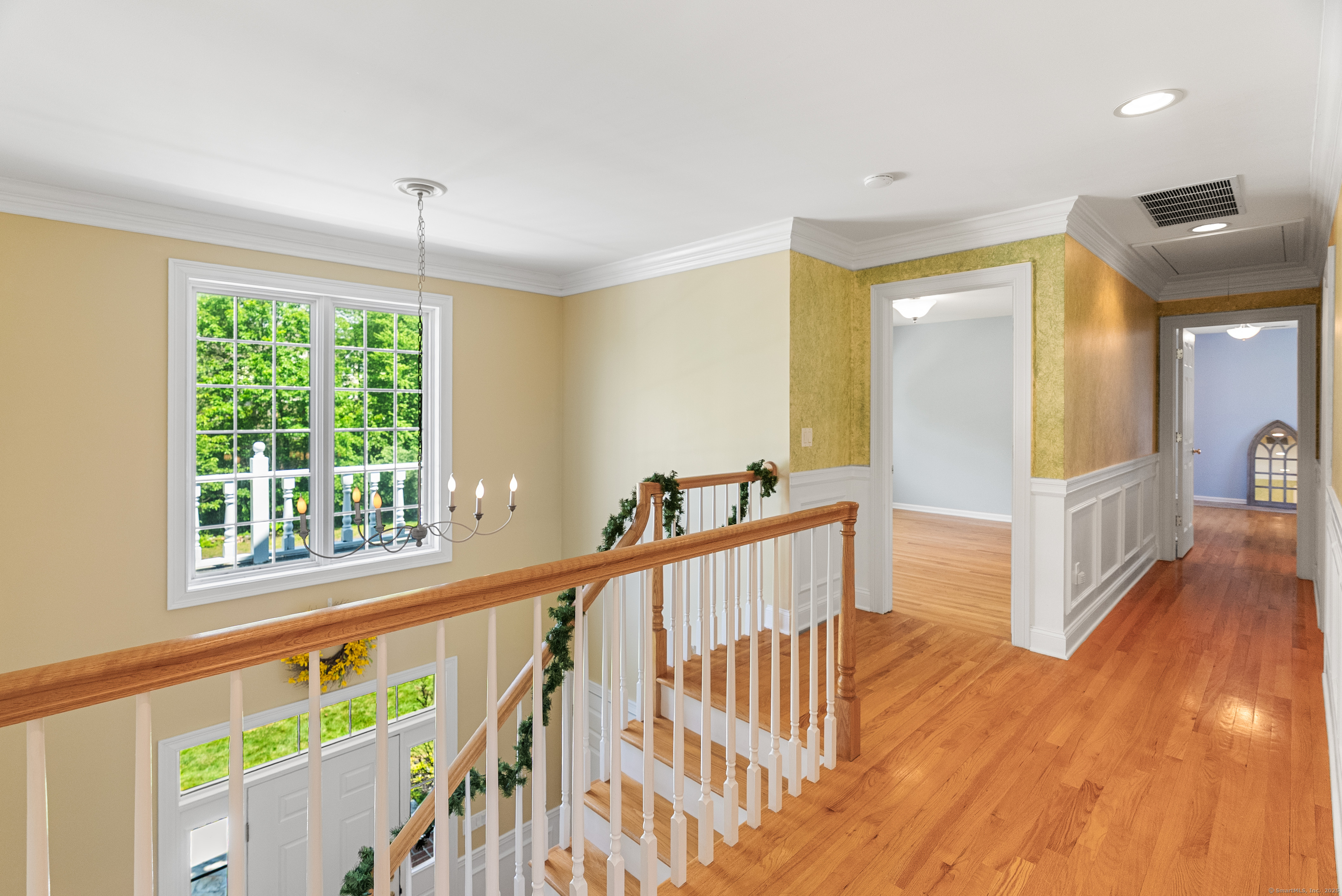 Newtown, Connecticut, 06470, United States, 4 Bedrooms Bedrooms, ,4 BathroomsBathrooms,Residential,For Sale,1847487