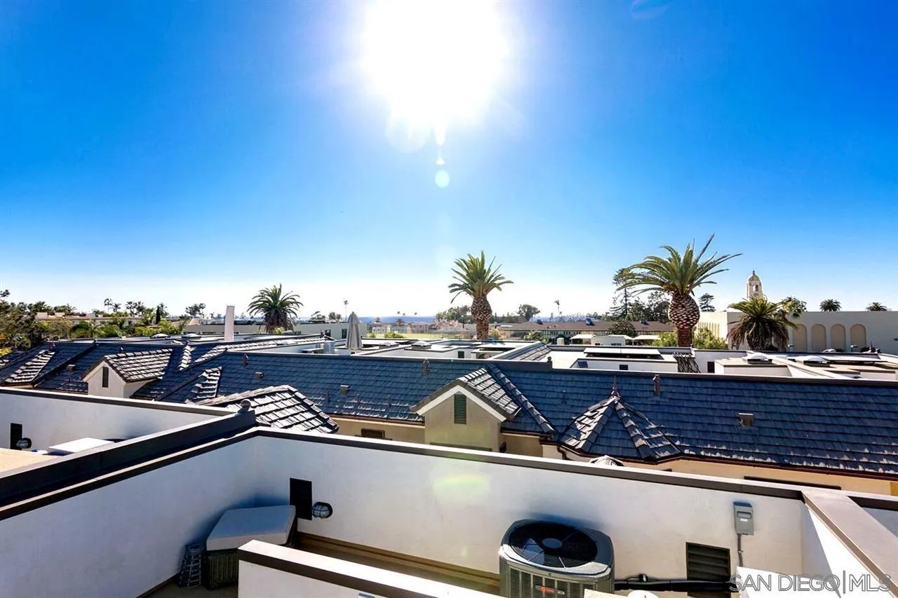 La Jolla, California, 92037, United States, 3 Bedrooms Bedrooms, ,3 BathroomsBathrooms,Residential,For Sale,1856233