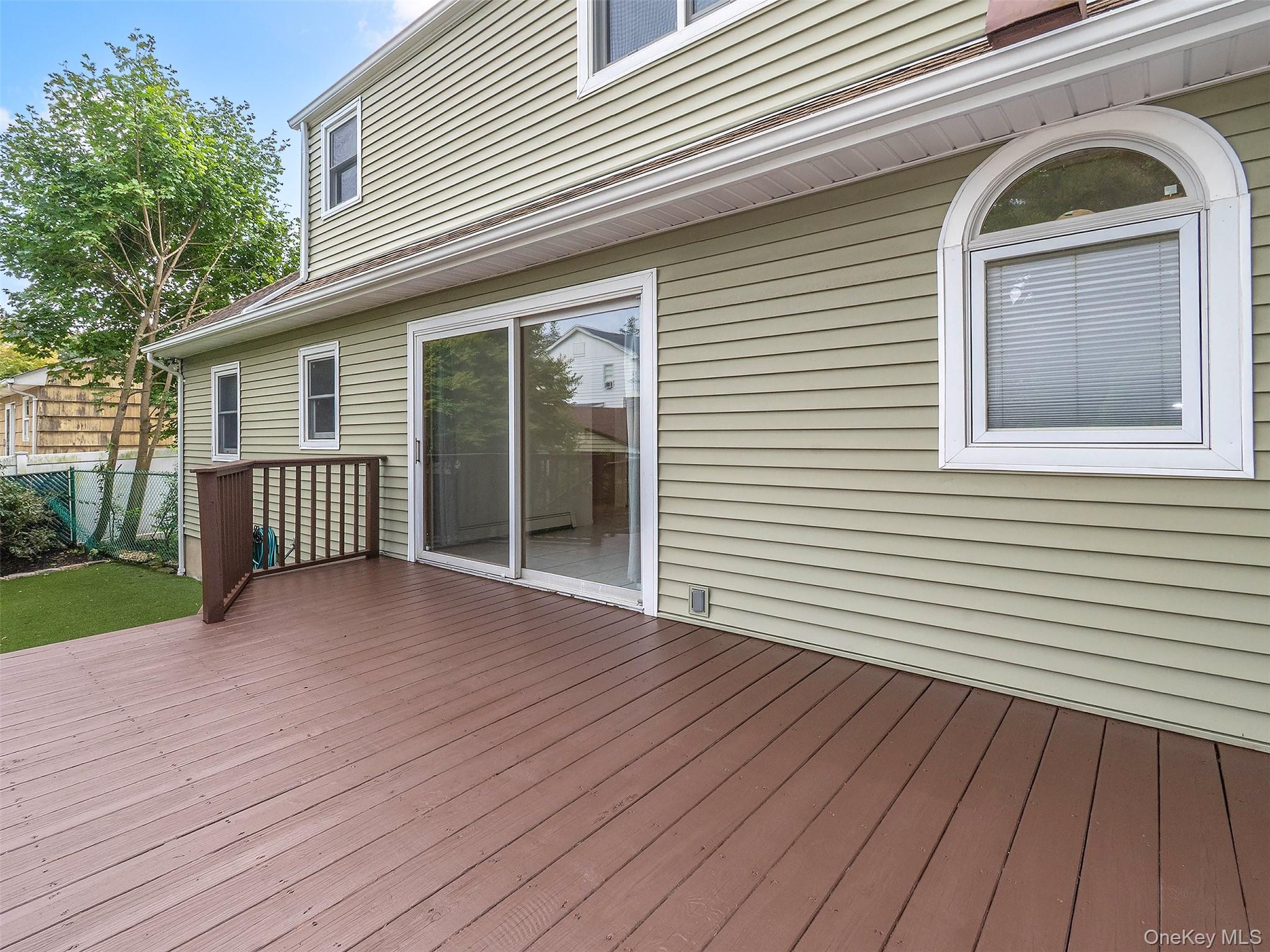  24 Downing Avenue, Sea Cliff, NY, 11579 - 物件實景