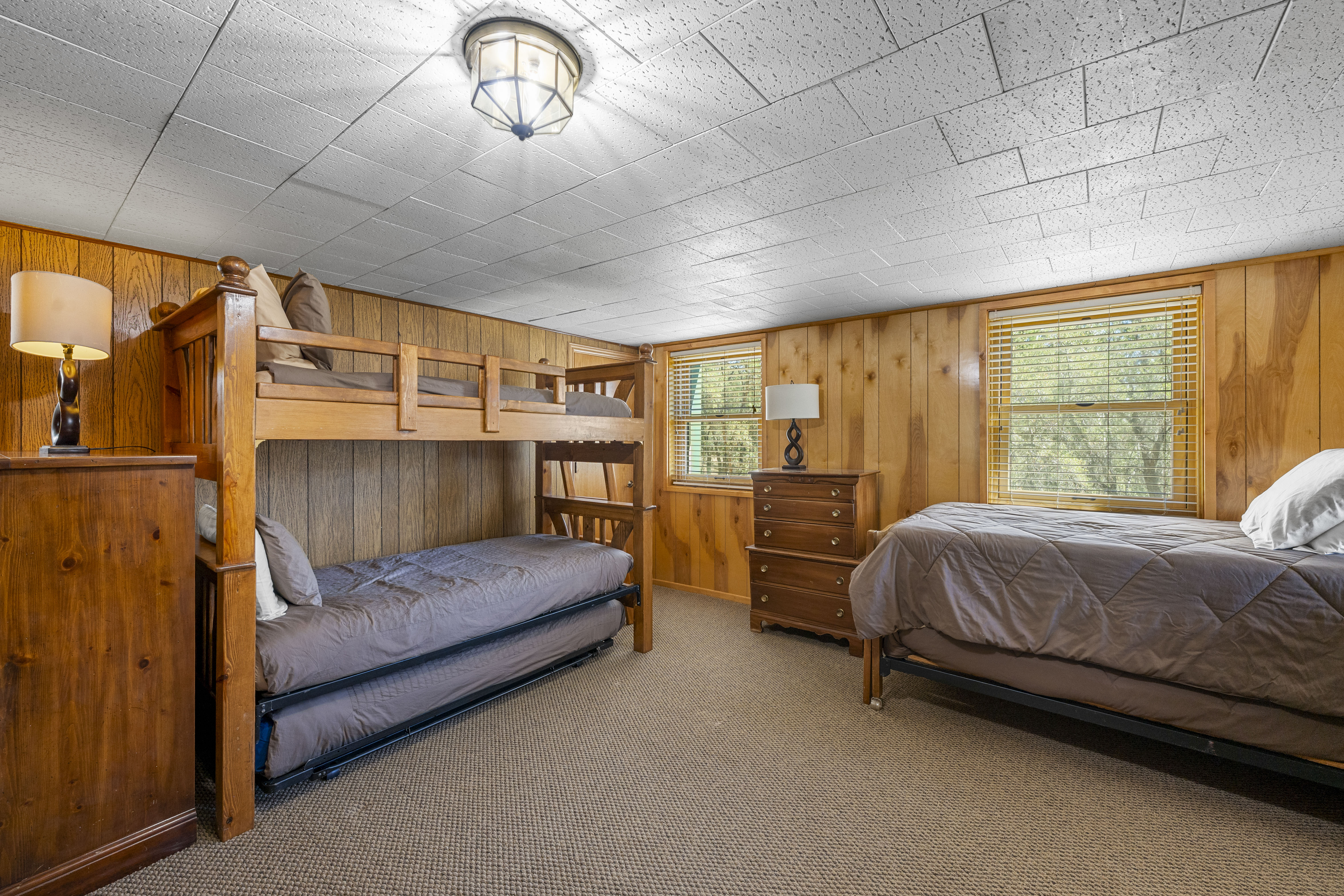  82 Lakeview Lane, Fawnskin, CA 92333 - 物件實景