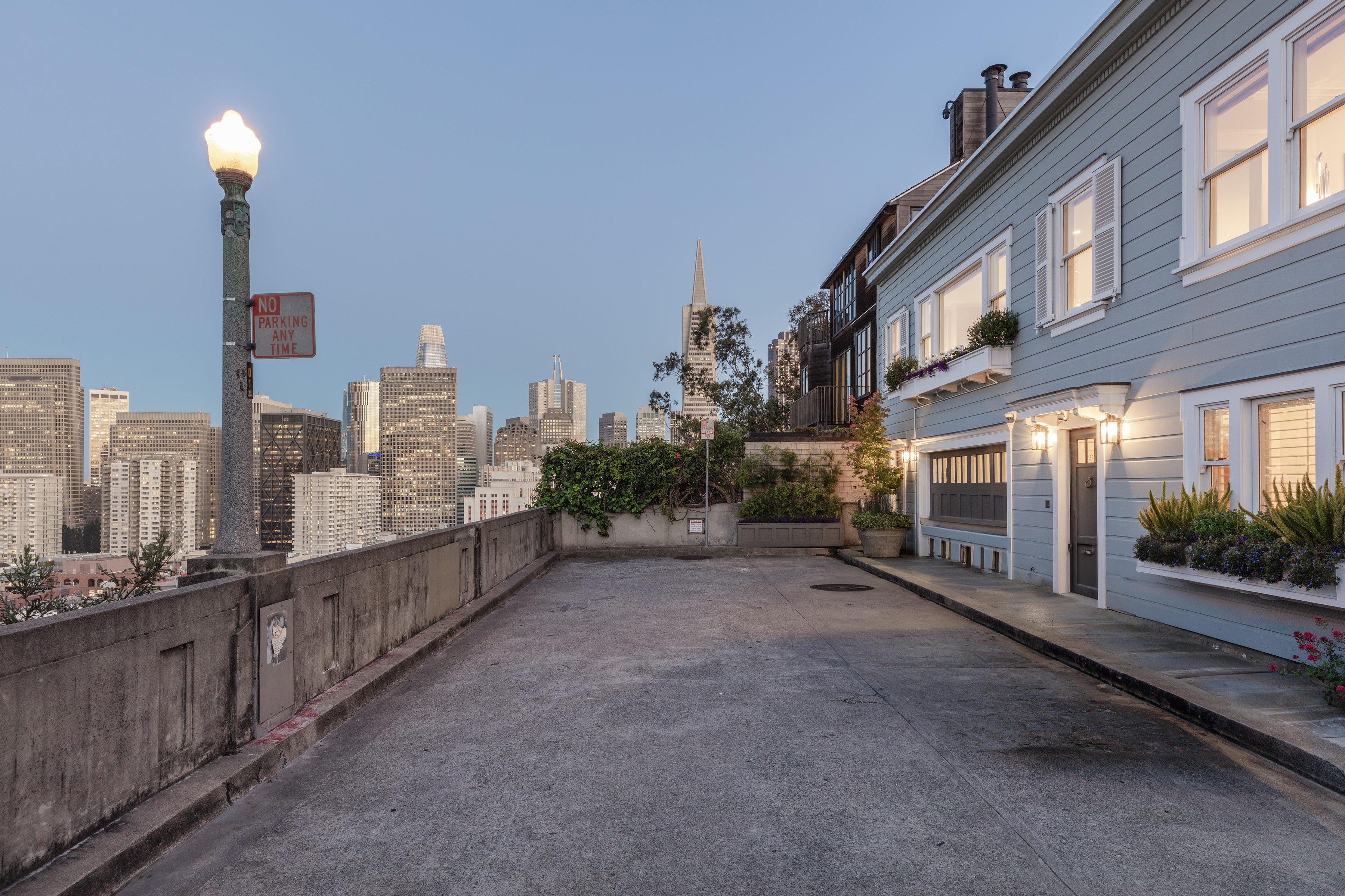  Jewel Box Home with Bridge Bay Views - 物件實景