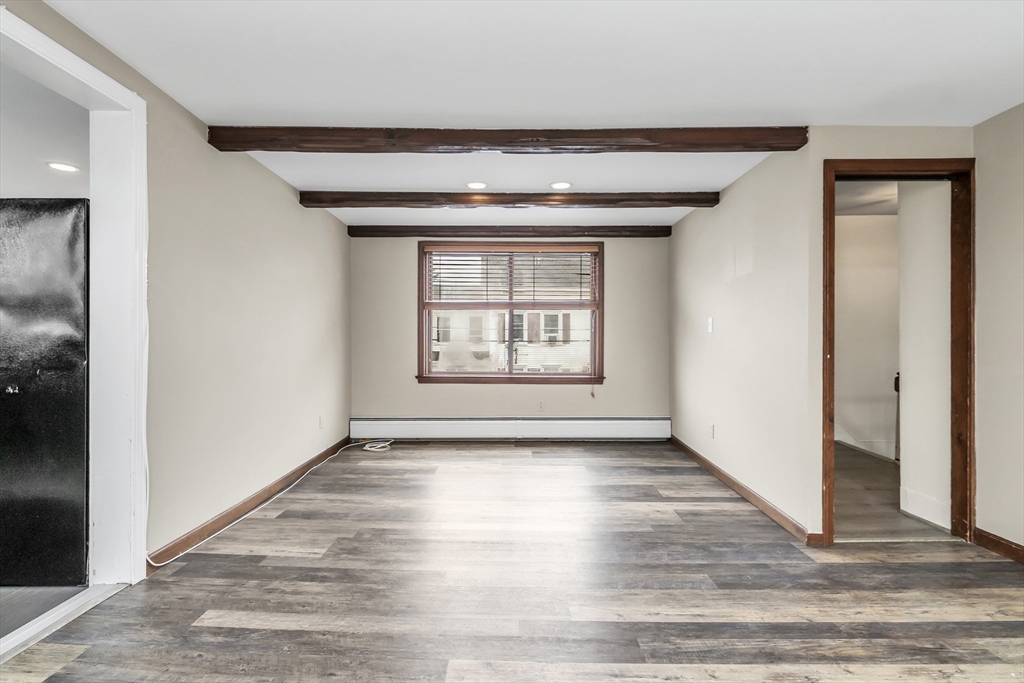 Haverhill, Massachusetts, 01830, United States, 5 Bedrooms Bedrooms, ,3 BathroomsBathrooms,Residential,For Sale,1990407