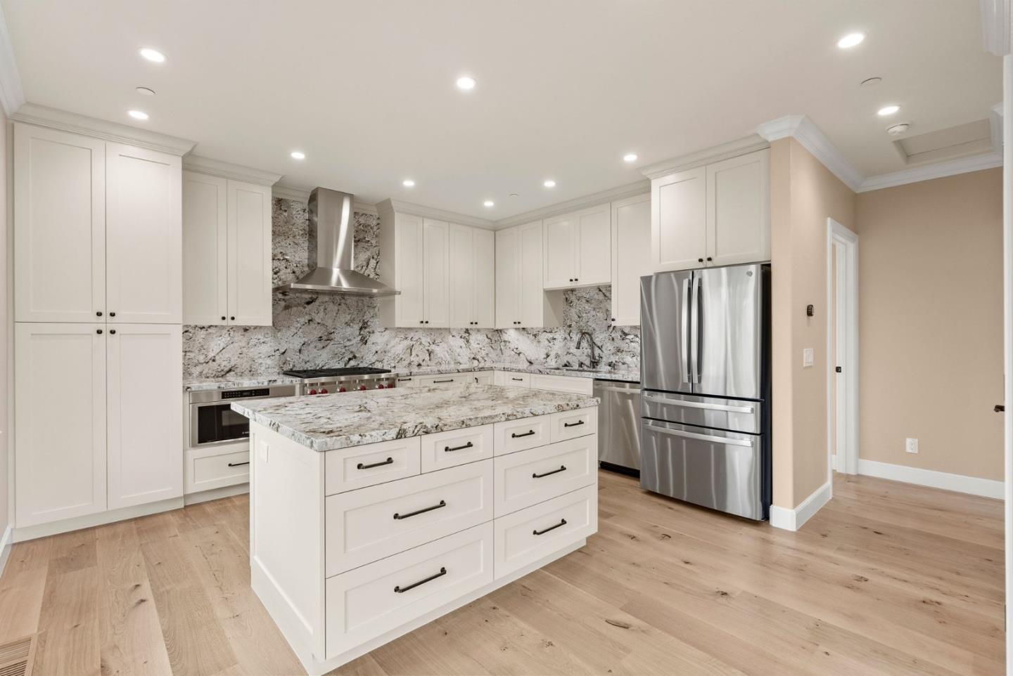 San Mateo, California, 94402, United States, 5 Bedrooms Bedrooms, ,4 BathroomsBathrooms,Residential,For Sale,1941732