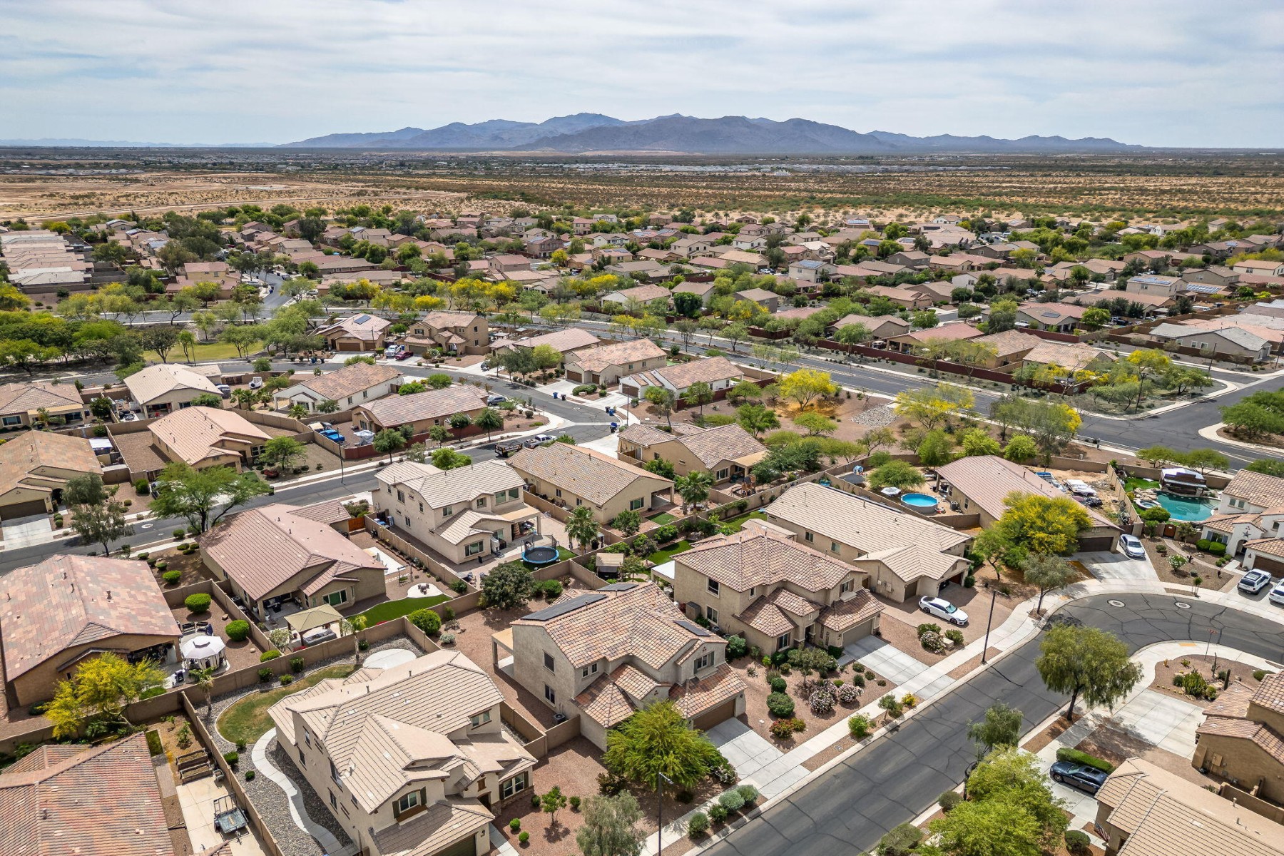 17543 W Buckhorn Trail  Surprise, AZ - 物件實景