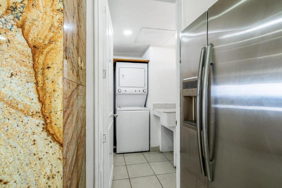 Paseo de la Marina, Puerto Vallarta, Jalisco, 48335, Mexico, 3 Bedrooms Bedrooms, ,3 BathroomsBathrooms,Residential,For Sale,Paseo de la Marina,1620972
