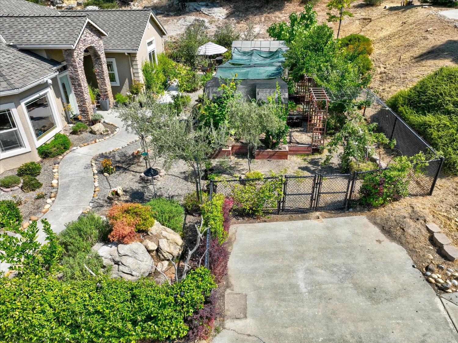Coarsegold, California, 93614, United States, 4 Bedrooms Bedrooms, ,3 BathroomsBathrooms,Residential,For Sale,1923436
