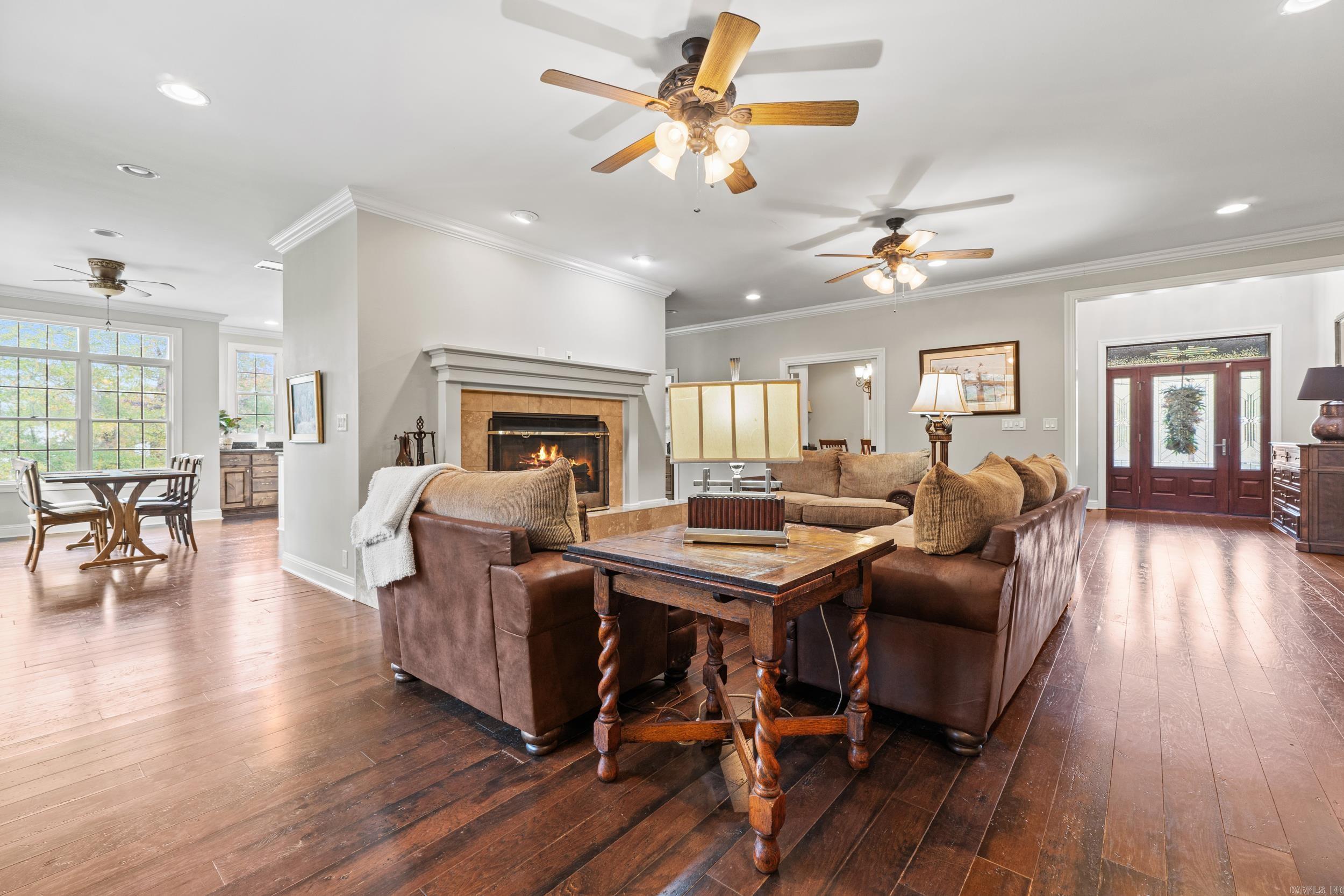 Benton, Arkansas, 72019, United States, 5 Bedrooms Bedrooms, ,5 BathroomsBathrooms,Residential,For Sale,1994401