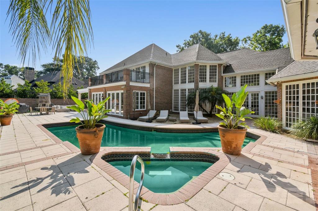 Tampa, Florida, 33613, United States, 5 Bedrooms Bedrooms, ,6 BathroomsBathrooms,Residential,For Sale,1838218