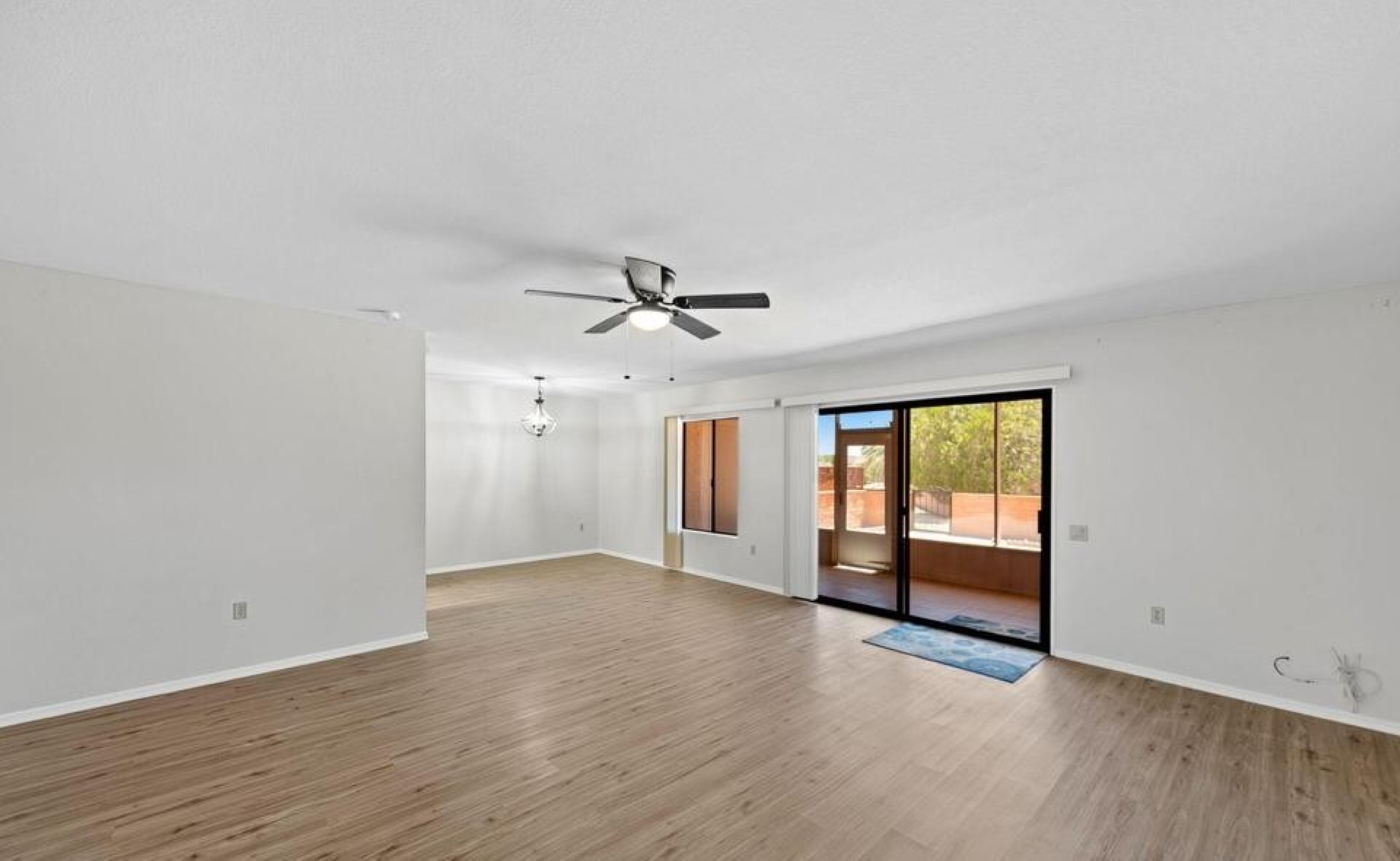  320 E Paseo Verde, Green Valley, AZ 85614 - 物件實景