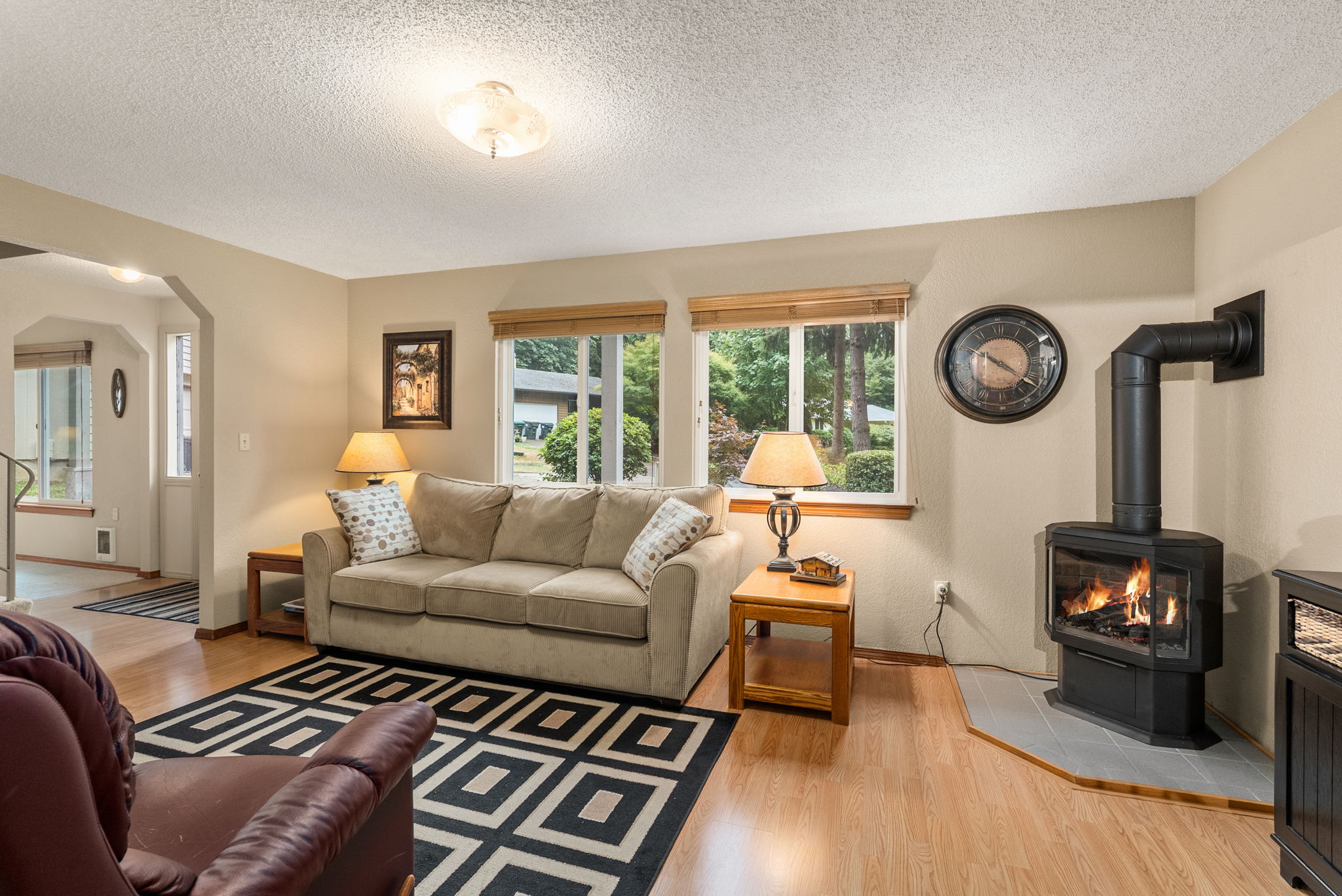  6607 Foster Drive SW - 物件實景