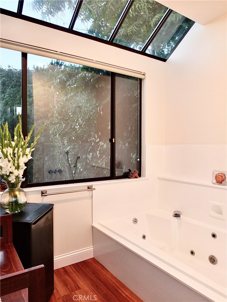 Manhattan Beach, California, 90266, United States, 5 Bedrooms Bedrooms, ,4 BathroomsBathrooms,Residential,For Sale,1993331