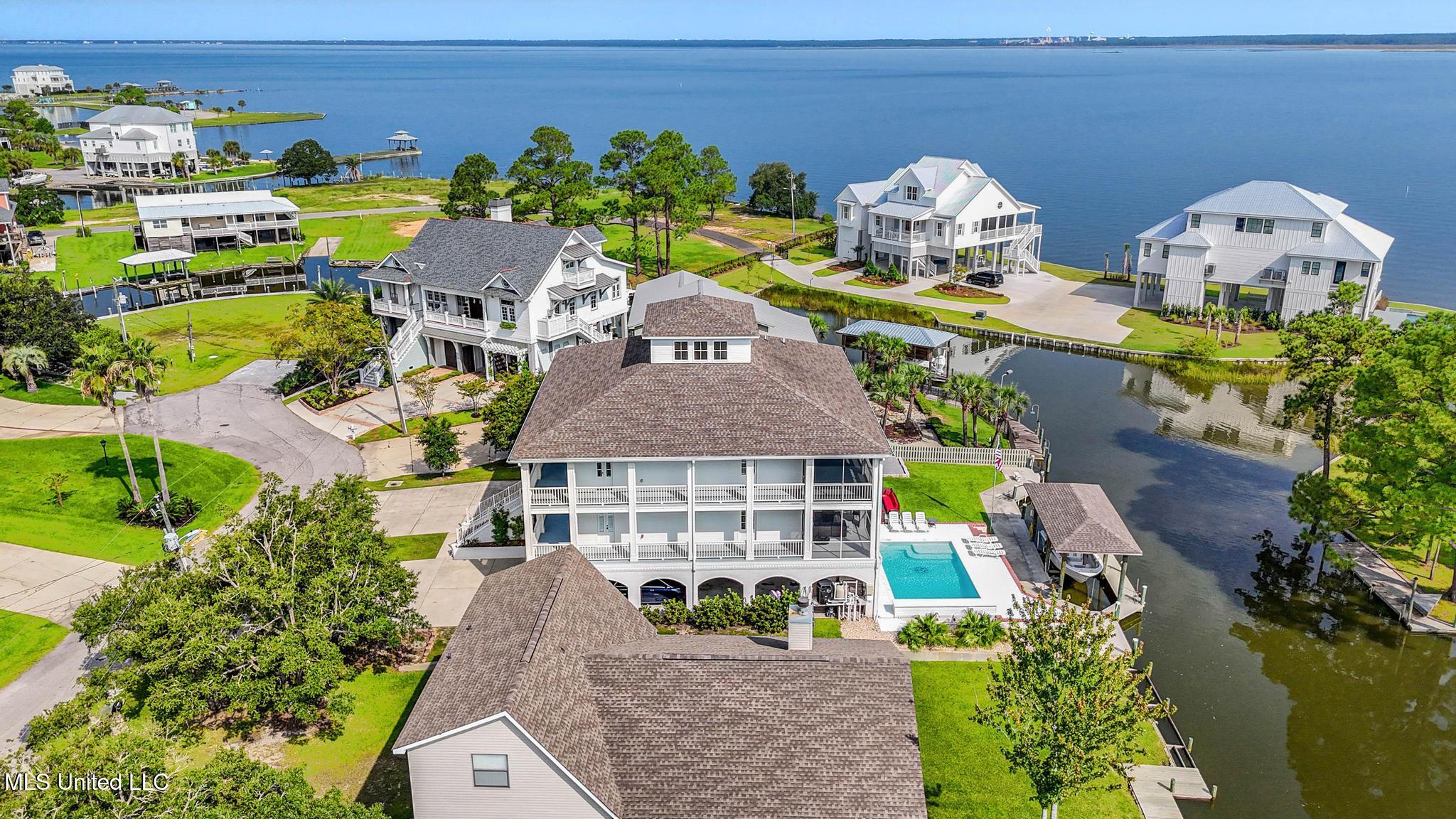 Pass Christian, Mississippi, 39571, United States, 5 Bedrooms Bedrooms, ,7 BathroomsBathrooms,Residential,For Sale,1989157