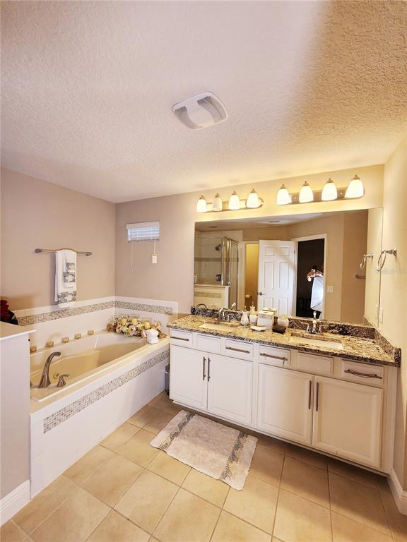 Winter Garden, Florida, 34787, United States, 5 Bedrooms Bedrooms, ,4 BathroomsBathrooms,Residential,For Sale,1868567