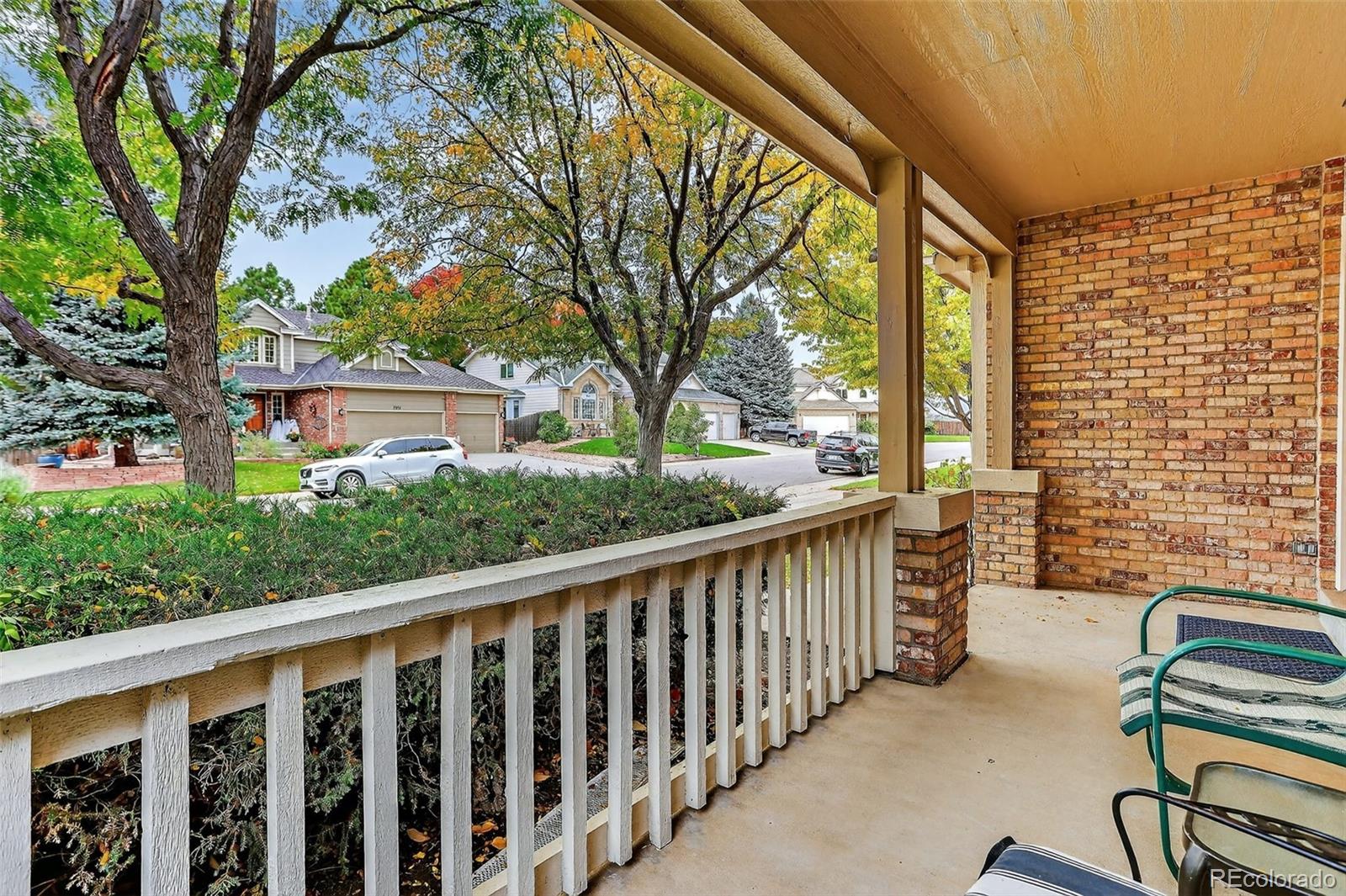 Littleton, Colorado, 80127, United States, 4 Bedrooms Bedrooms, ,3 BathroomsBathrooms,Residential,For Sale,1992155