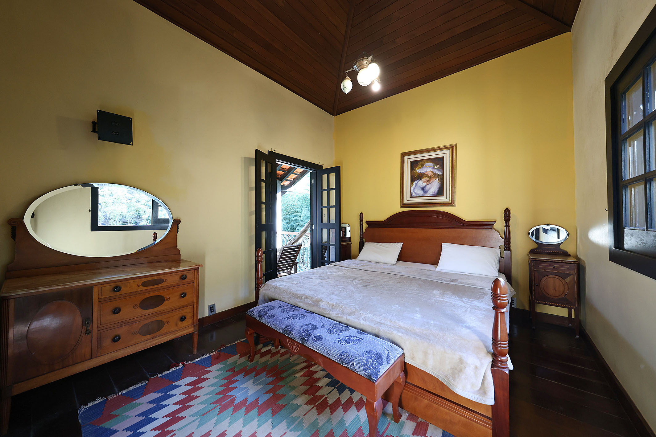  Mountain retreat with comprehensive leisure amenities and guest accommodations - 物件實景