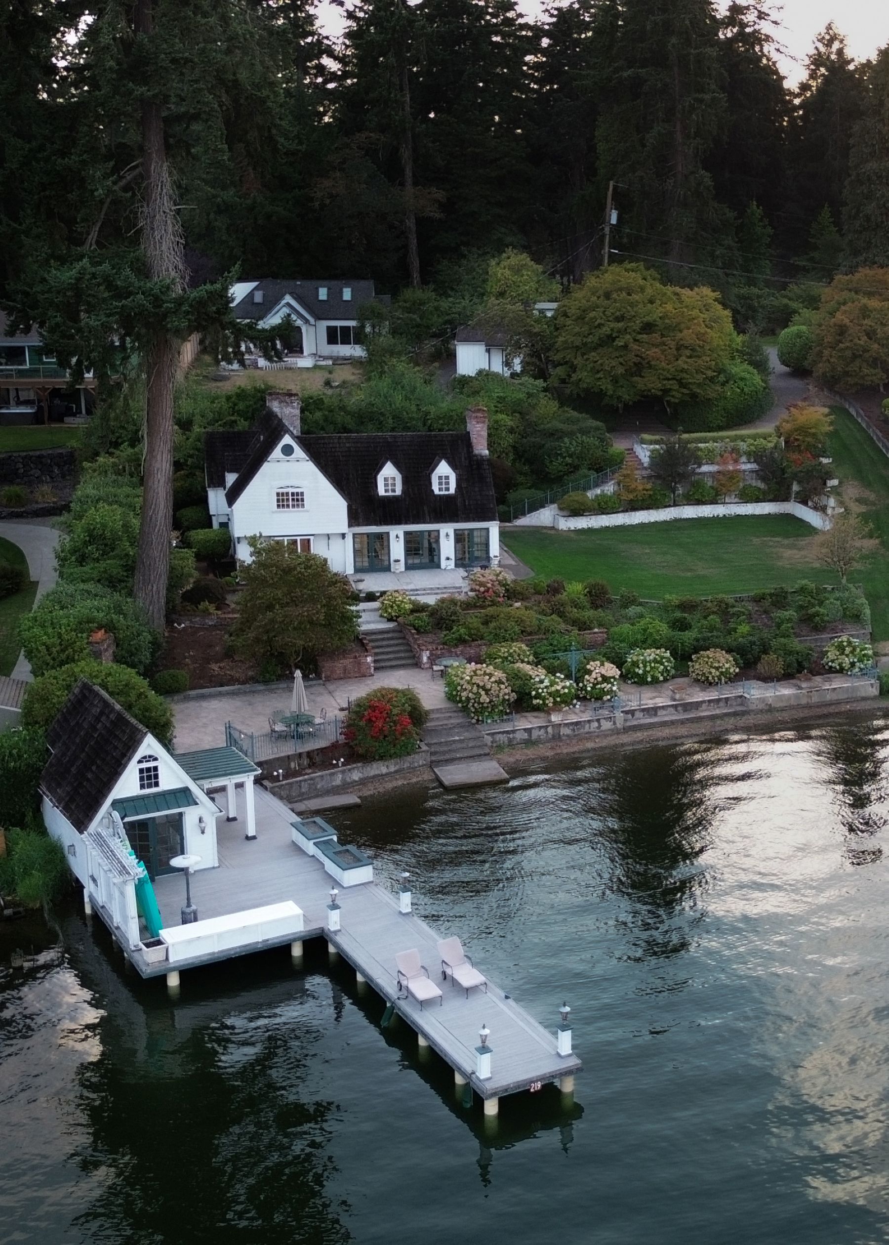  10007 Lake Steilacoom Dr SW, Lakewood, WA 98498 - 物件實景
