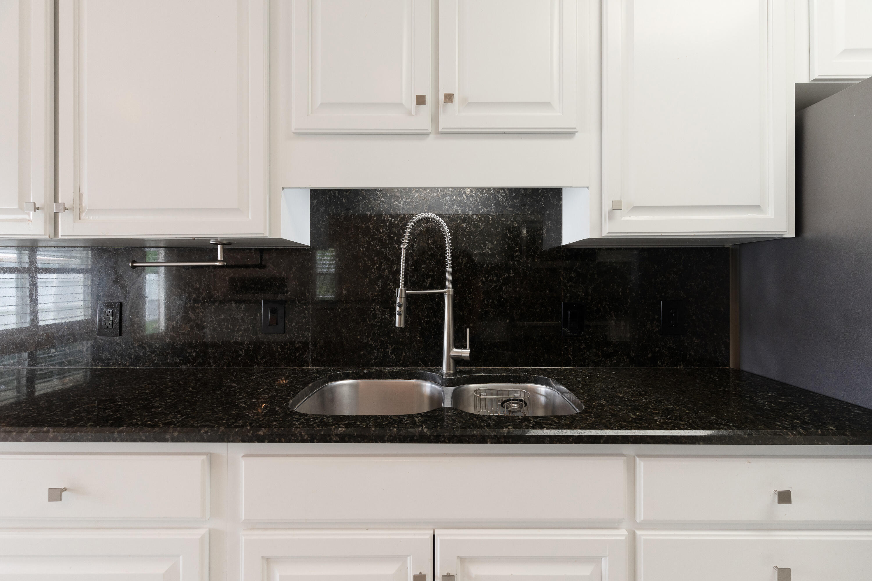 Fort Walton Beach, Florida, 32547, United States, 3 Bedrooms Bedrooms, ,4 BathroomsBathrooms,Residential,For Sale,1849777