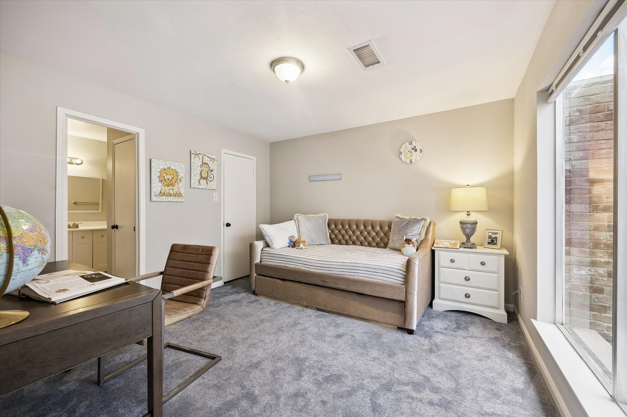  7483 Brompton Street - 物件實景