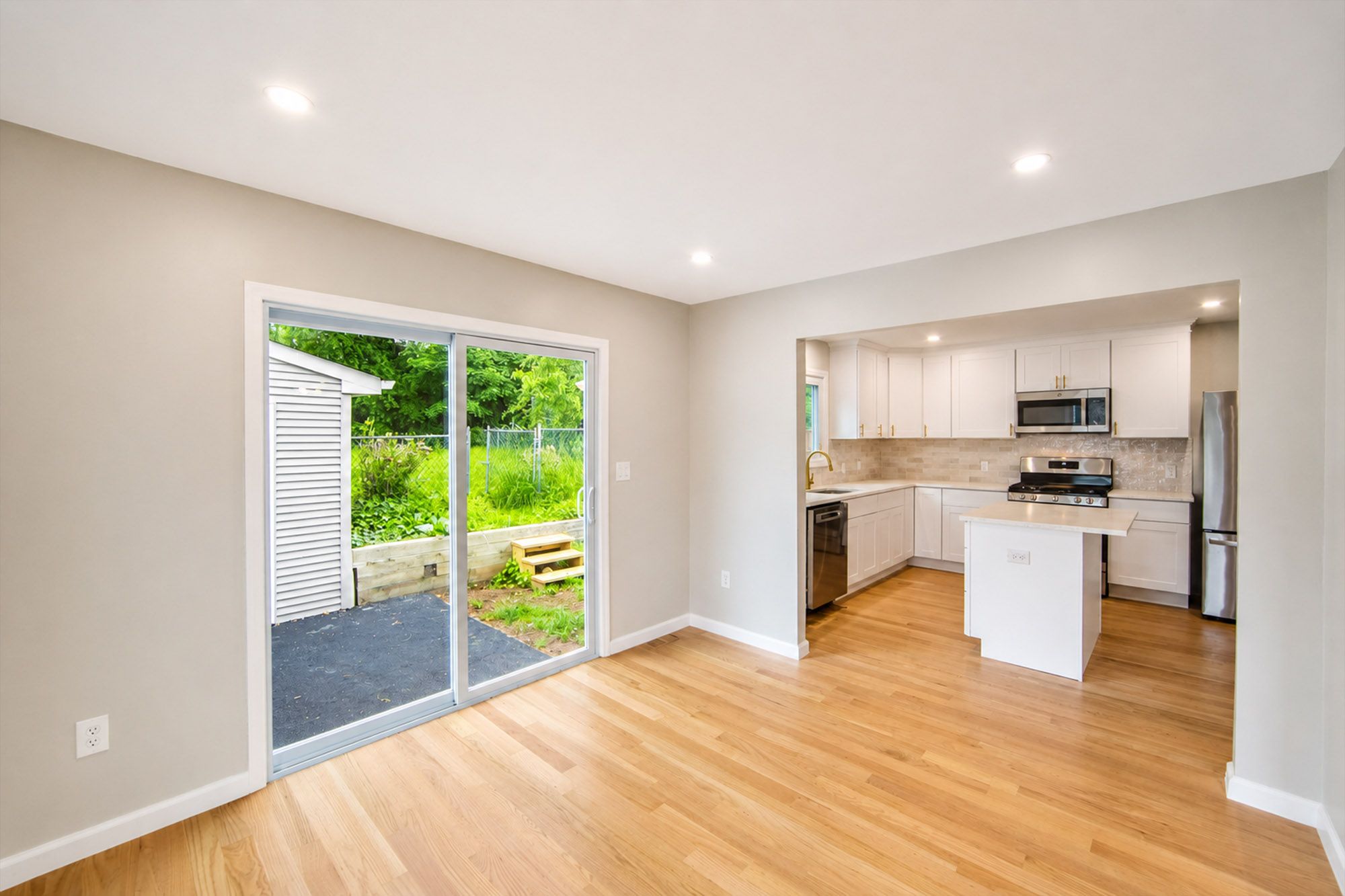  195 Van Winkle Street, East Rutherford, NJ, 07073 - 物件實景