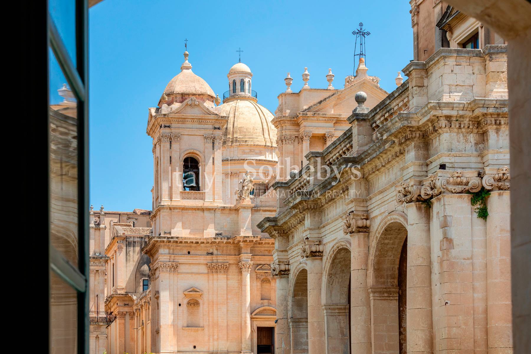  Historic noble residence overlooking the Cathedral of Noto - 物件實景