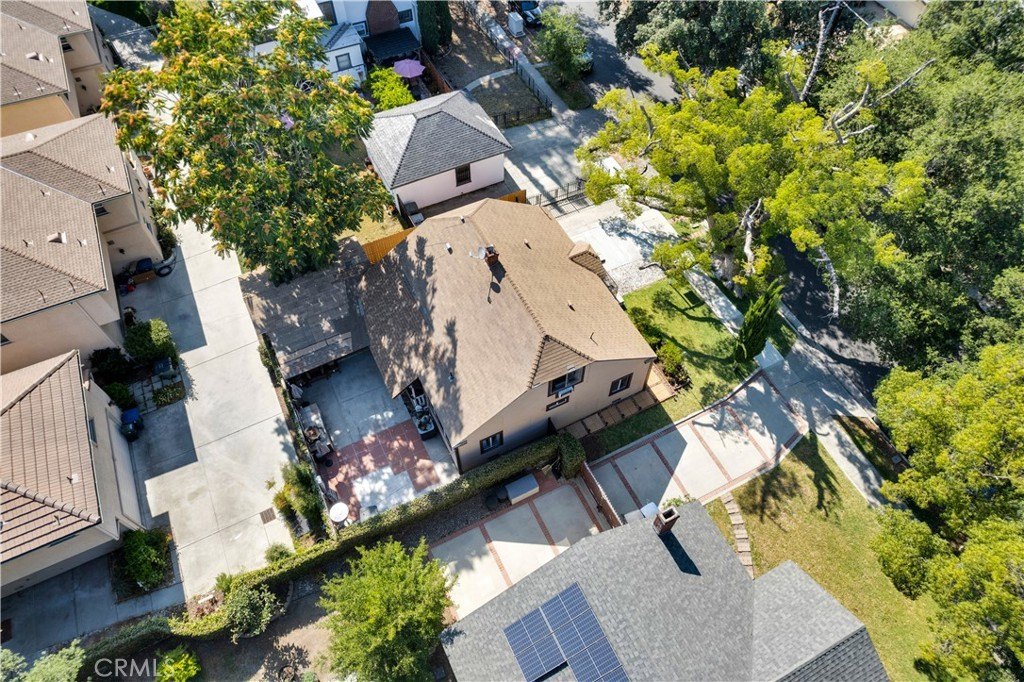 Pasadena, California, 91104, United States, 2 Bedrooms Bedrooms, ,1 BathroomBathrooms,Residential,For Sale,1944799