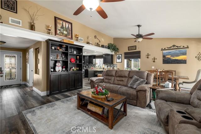 Canyon Lake, California, 92587, United States, 3 Bedrooms Bedrooms, ,2 BathroomsBathrooms,Residential,For Sale,2003513