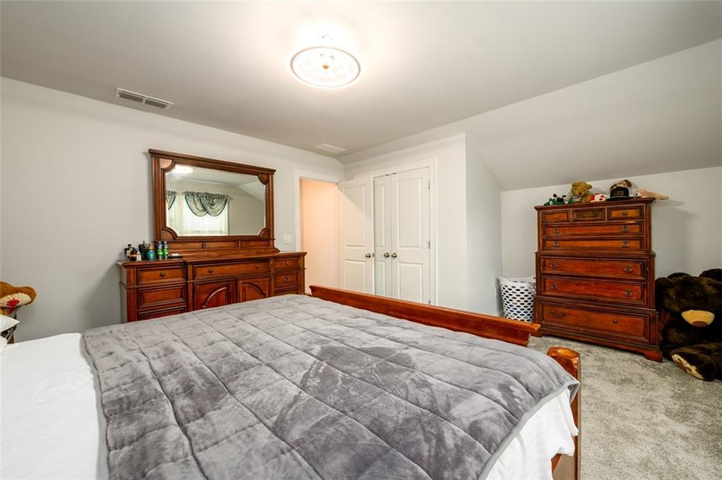 Cumming, Georgia, 30028, United States, 4 Bedrooms Bedrooms, ,3 BathroomsBathrooms,Residential,For Sale,1840509