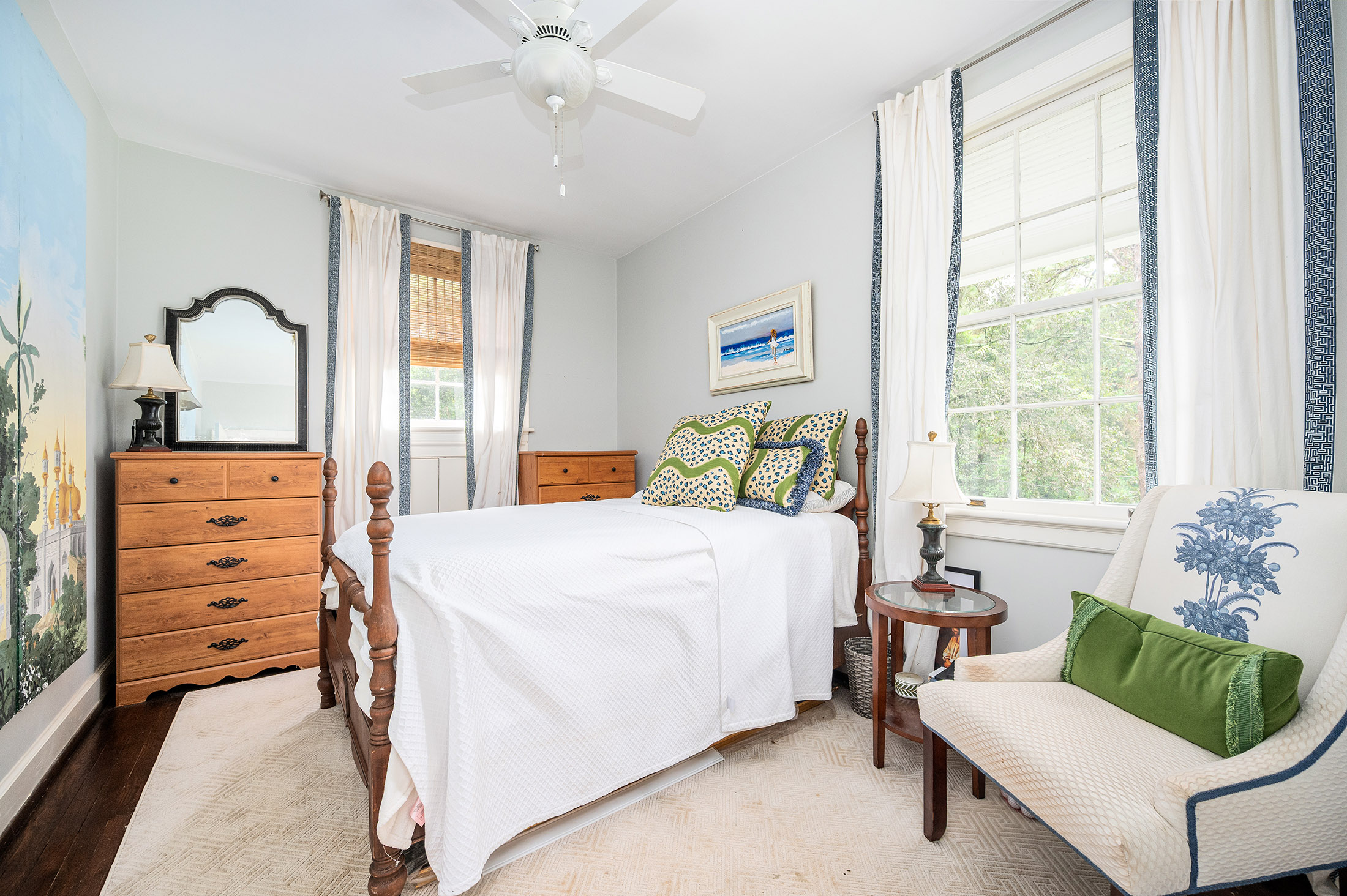  Charming Colonial Revival in the Heart of Historic Shirley Hills - 物件實景