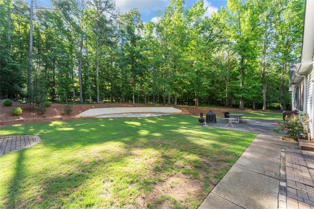 Commerce, Georgia, 30530, United States, 5 Bedrooms Bedrooms, ,4 BathroomsBathrooms,Residential,For Sale,1826945