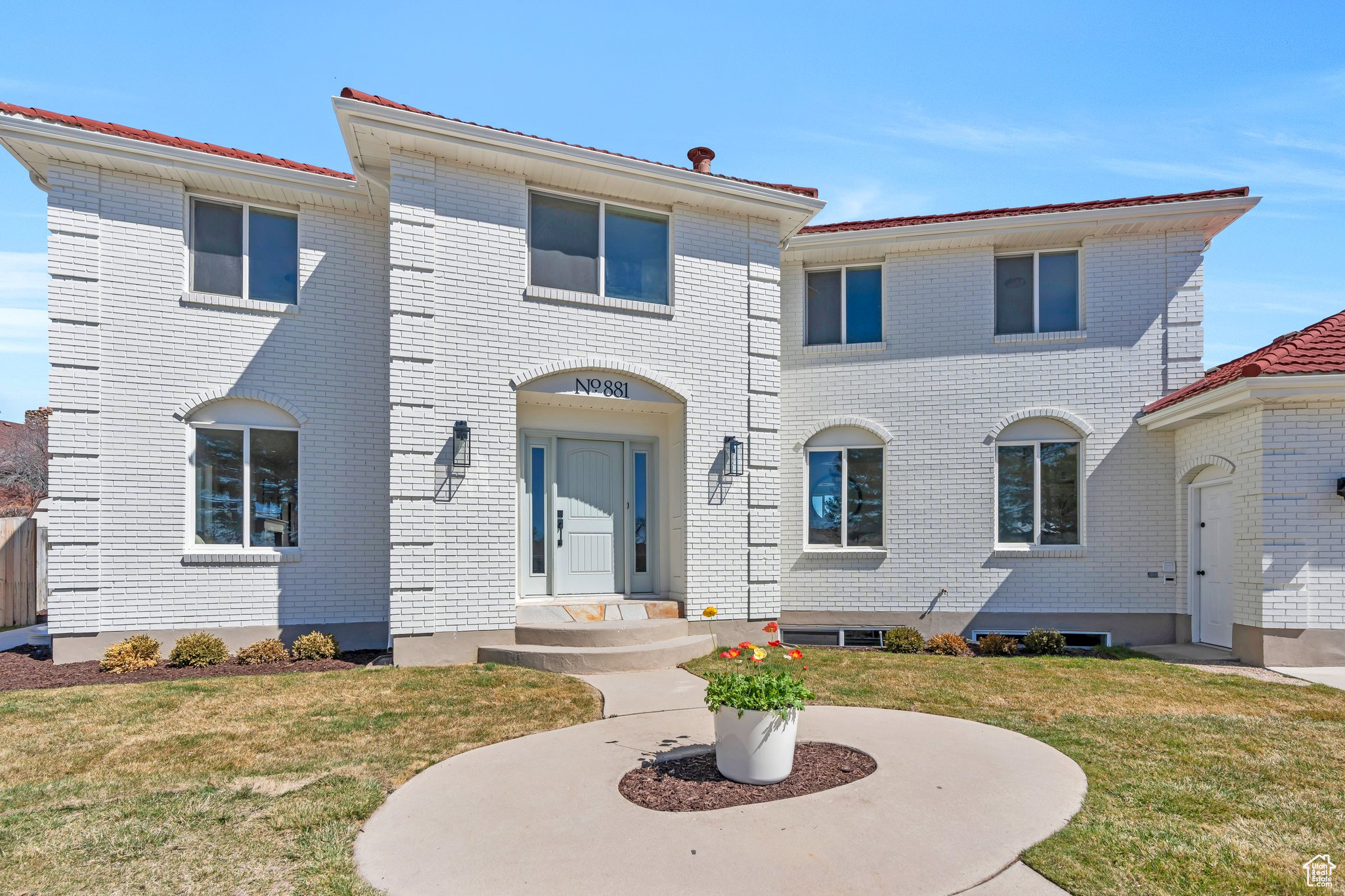 Orem, Utah, 84058, United States, 6 Bedrooms Bedrooms, ,6 BathroomsBathrooms,Residential,For Sale,1829132