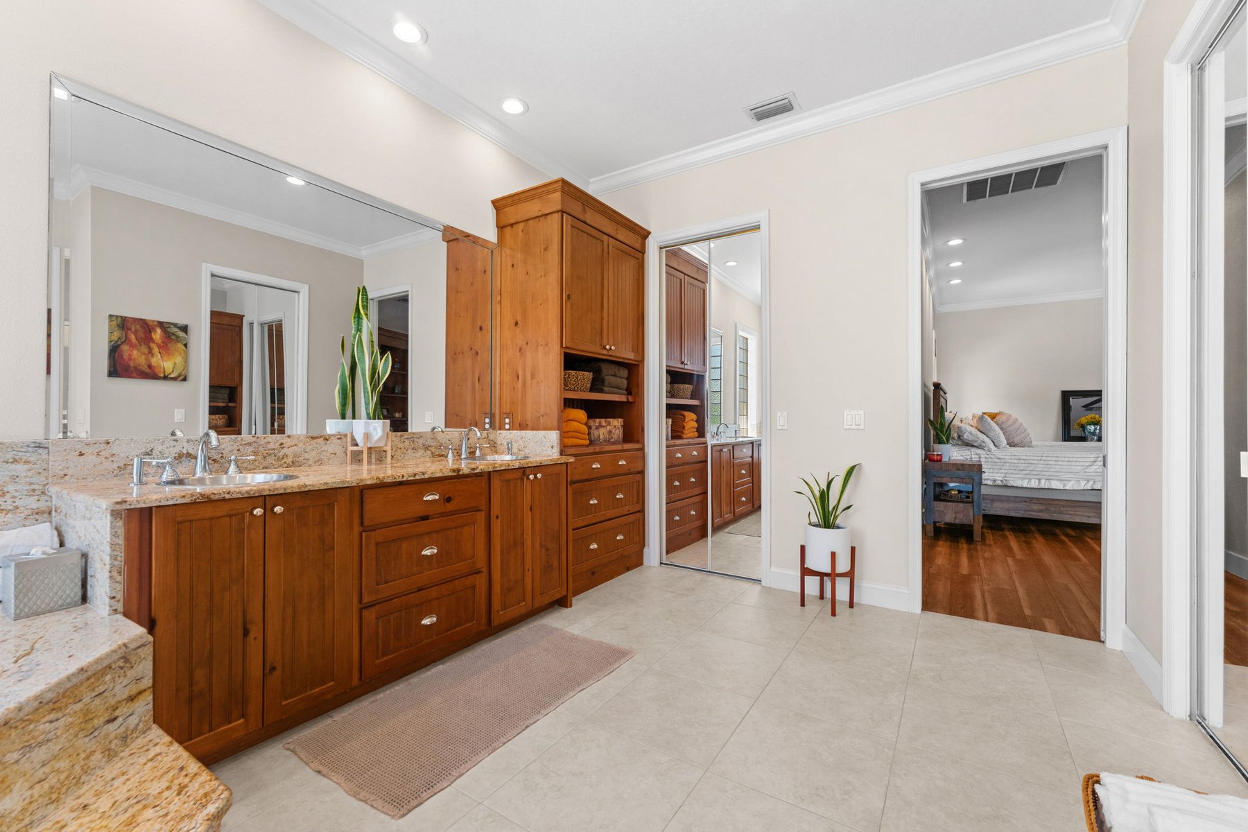  240 Deland Avenue, Indialantic, FL, 32903 - 物件實景