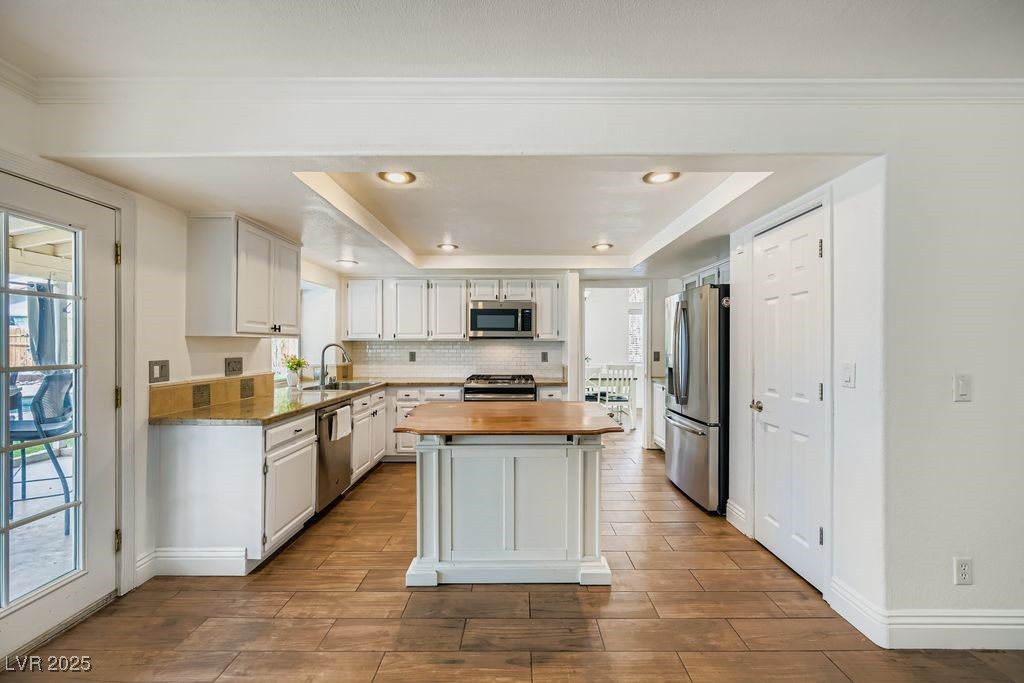 North Las Vegas, Nevada, 89031, United States, 4 Bedrooms Bedrooms, ,3 BathroomsBathrooms,Residential,For Sale,1941055