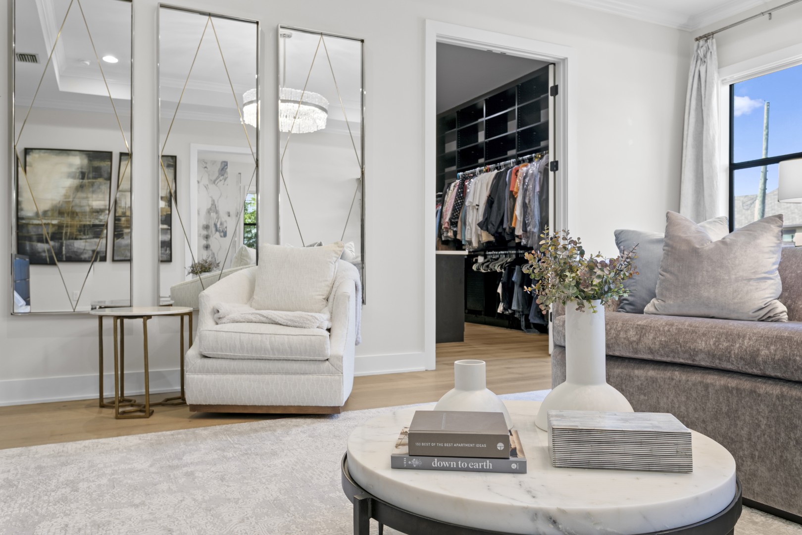 Tampa, Florida, 33609, United States, 5 Bedrooms Bedrooms, ,5 BathroomsBathrooms,Residential,For Sale,2008551