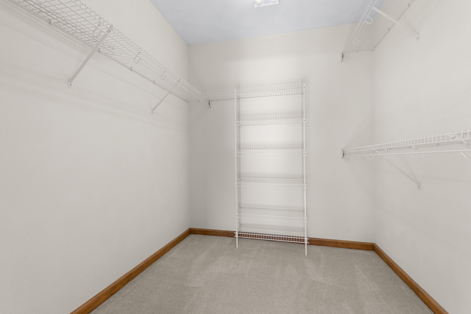 Roscoe, Illinois, 61073, United States, 3 Bedrooms Bedrooms, ,4 BathroomsBathrooms,Residential,For Sale,2011346